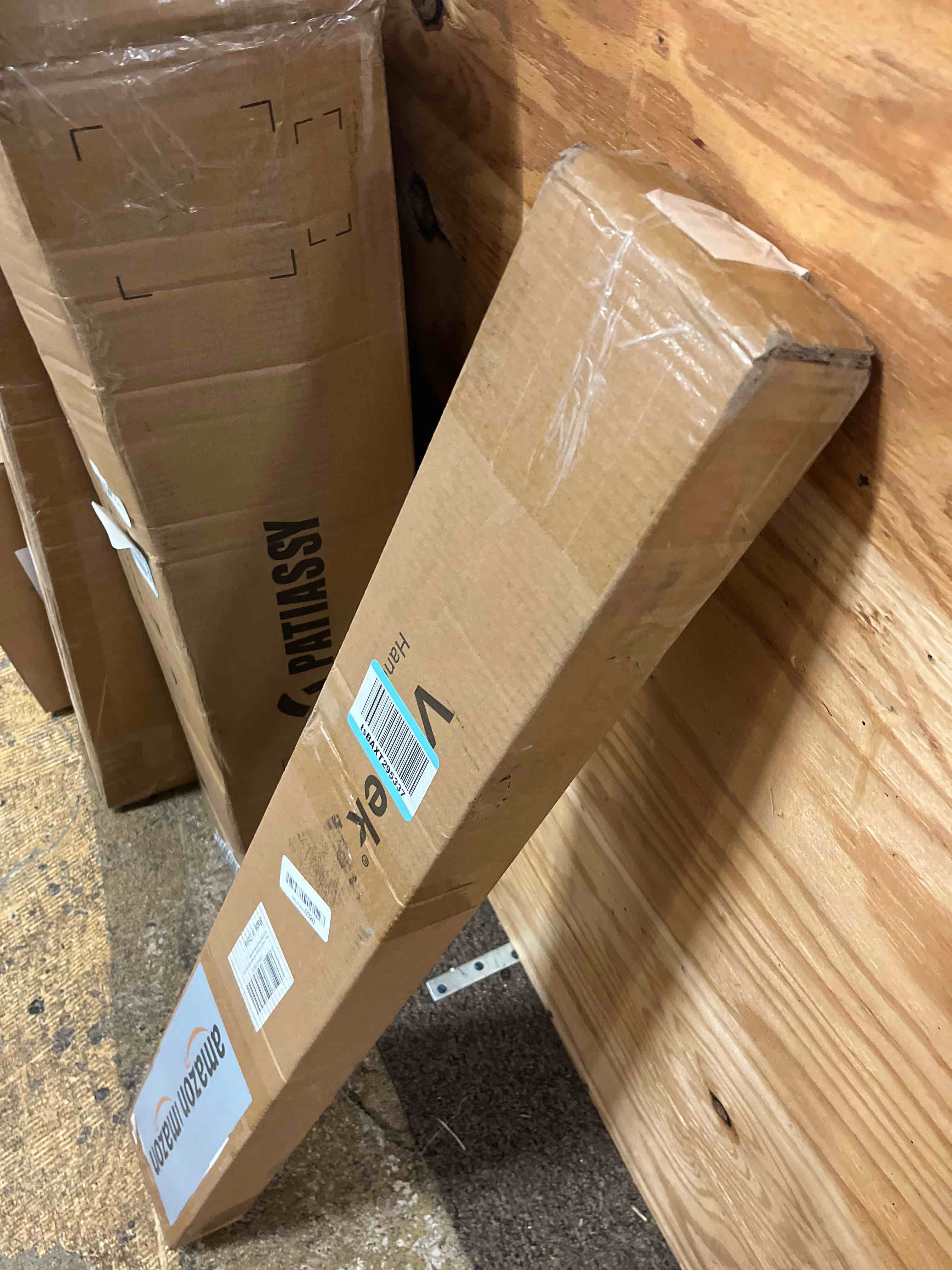 https://s3.amazonaws.com/lotting-images-prod/phillipi/GRA1889409_1757076724410.jpeg