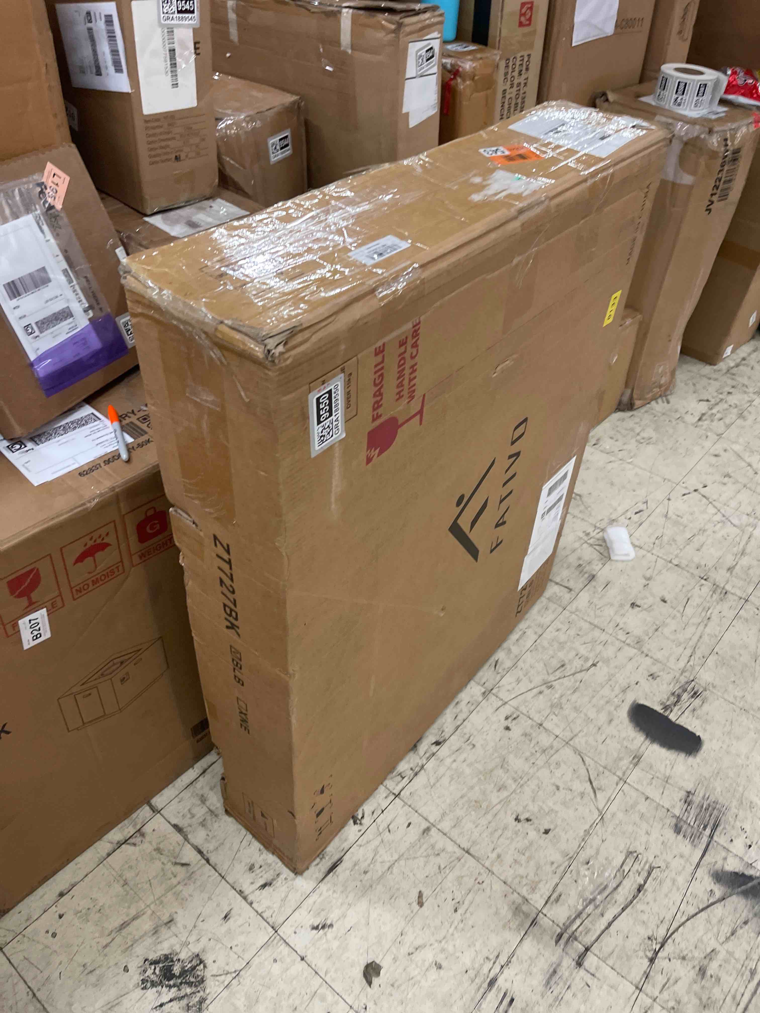 https://s3.amazonaws.com/lotting-images-prod/phillipi/GRA1889550_1757359439679.jpeg