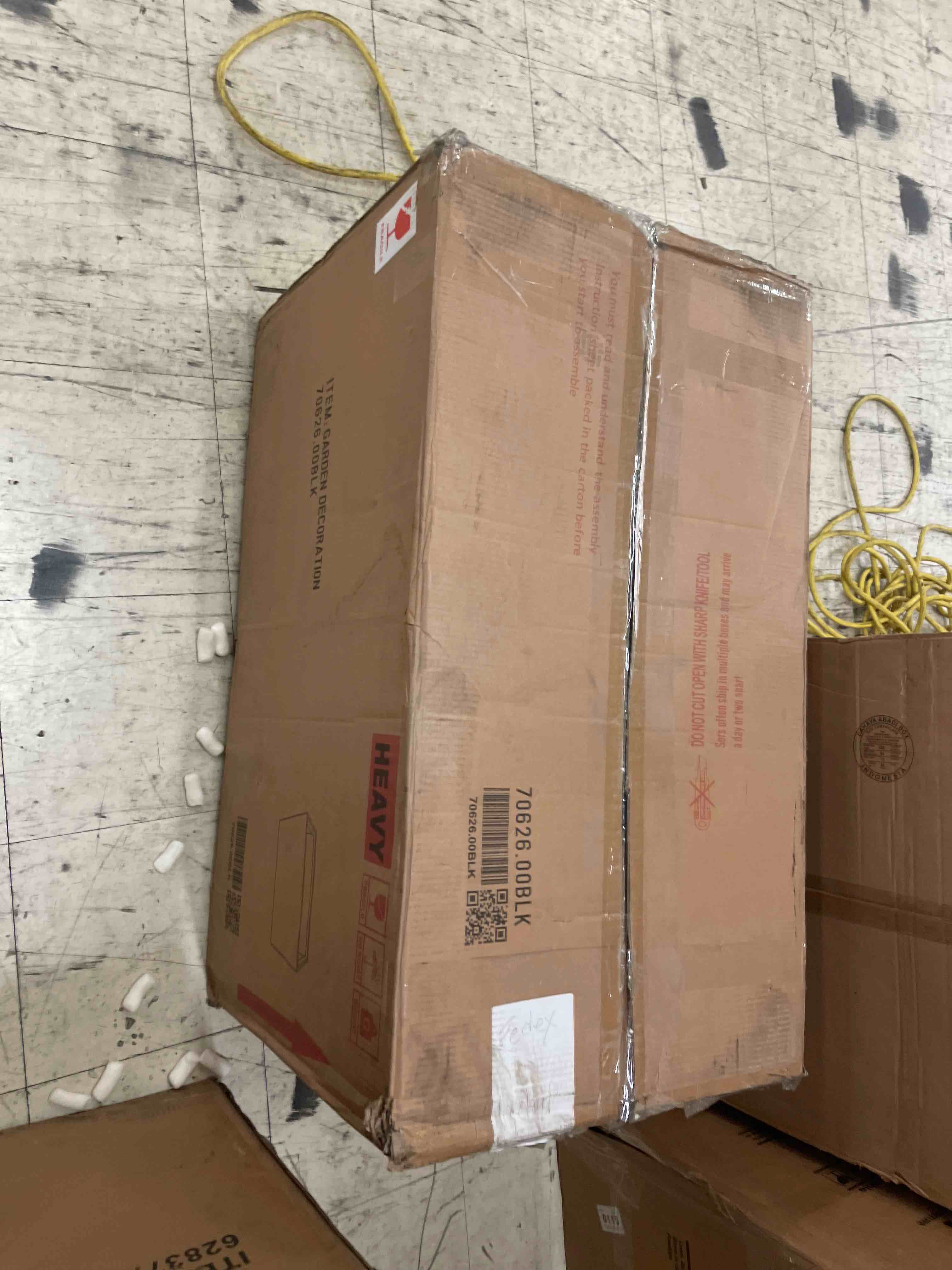 https://s3.amazonaws.com/lotting-images-prod/phillipi/GRA1889555_1757360336969.jpeg