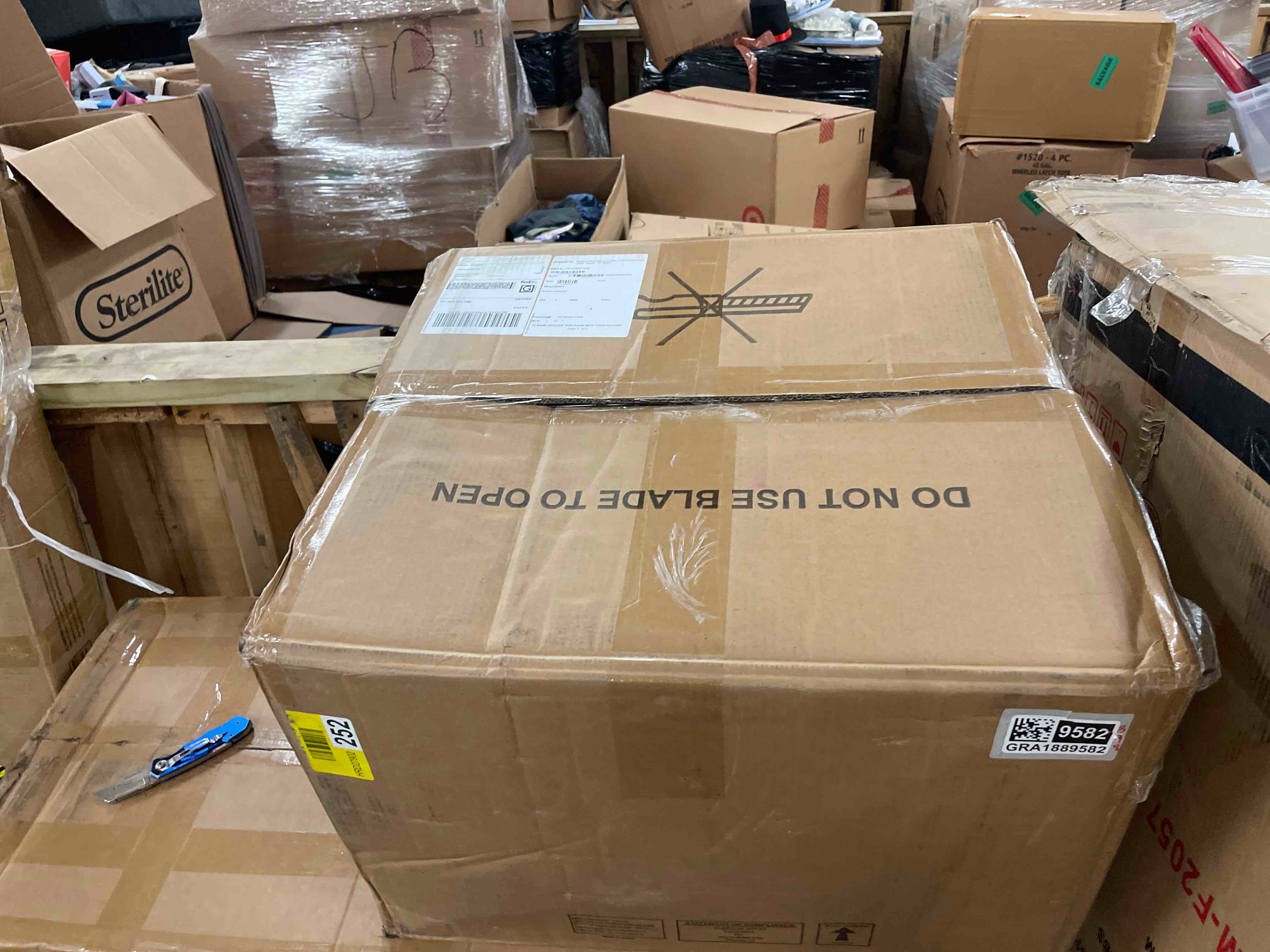 https://s3.amazonaws.com/lotting-images-prod/phillipi/GRA1889582_1757966673084.jpeg