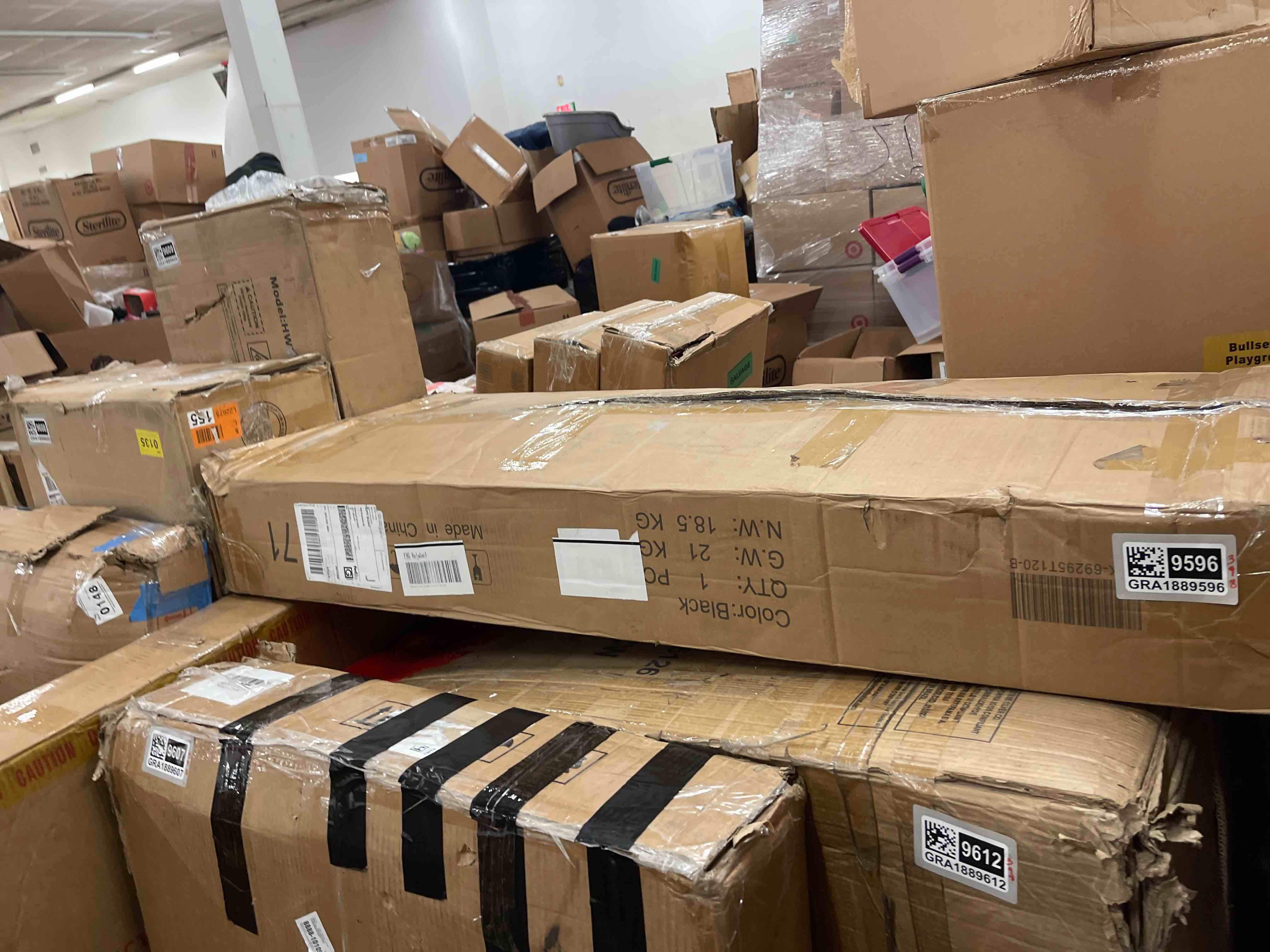 https://s3.amazonaws.com/lotting-images-prod/phillipi/GRA1889596_1757962248975.jpeg