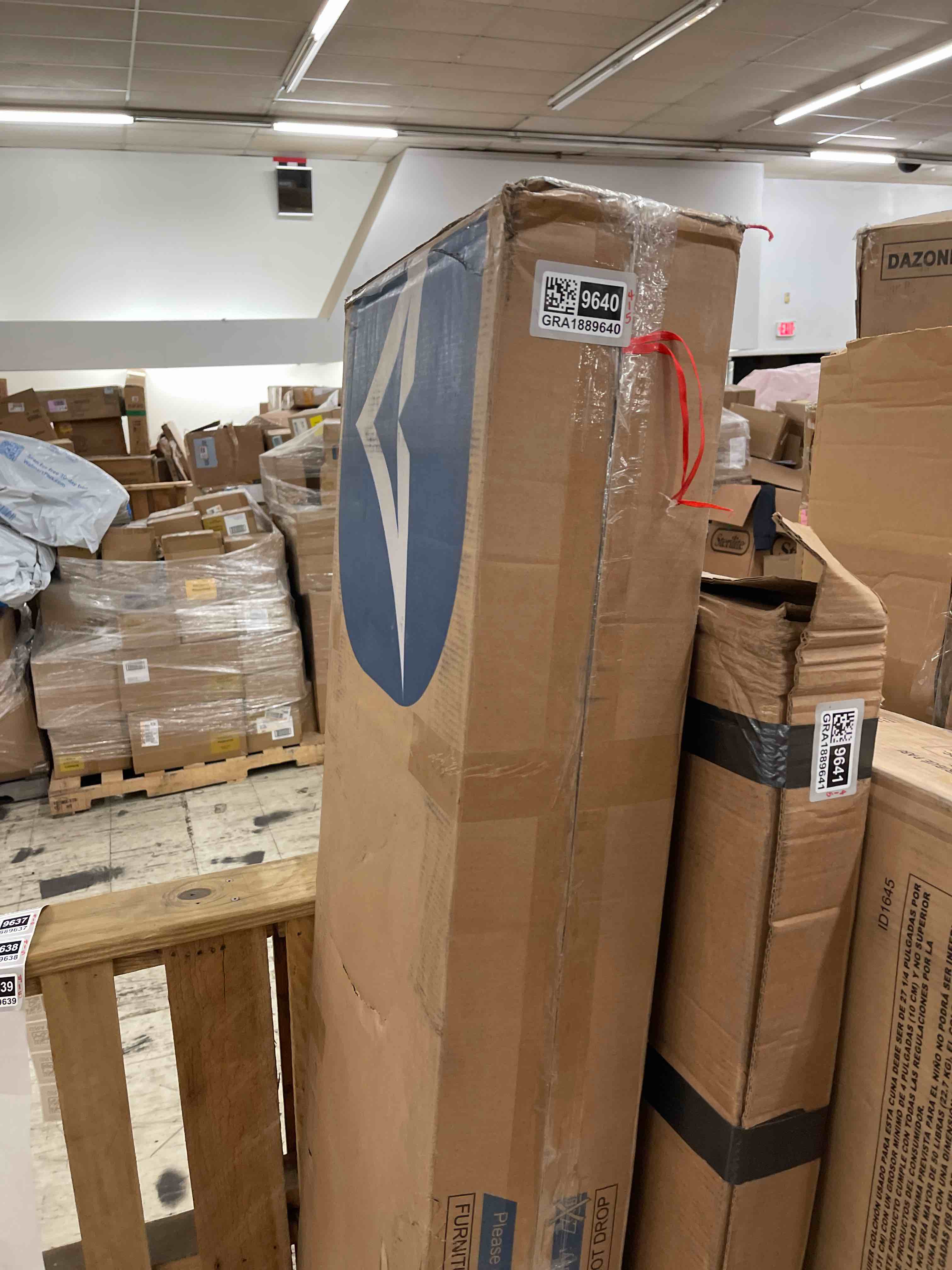 https://s3.amazonaws.com/lotting-images-prod/phillipi/GRA1889640_1758142147954.jpeg