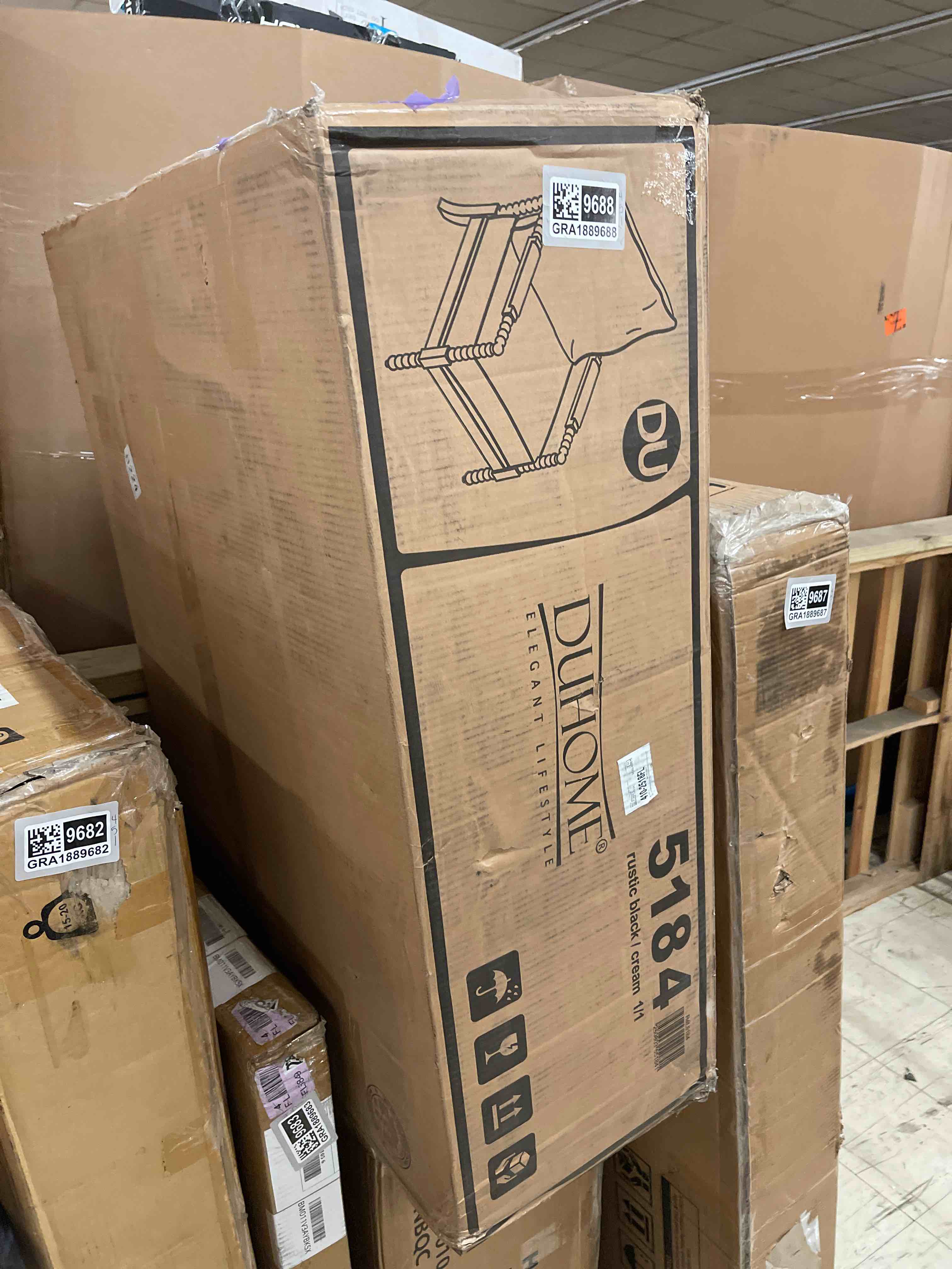 https://s3.amazonaws.com/lotting-images-prod/phillipi/GRA1889688_1758644138460.jpeg