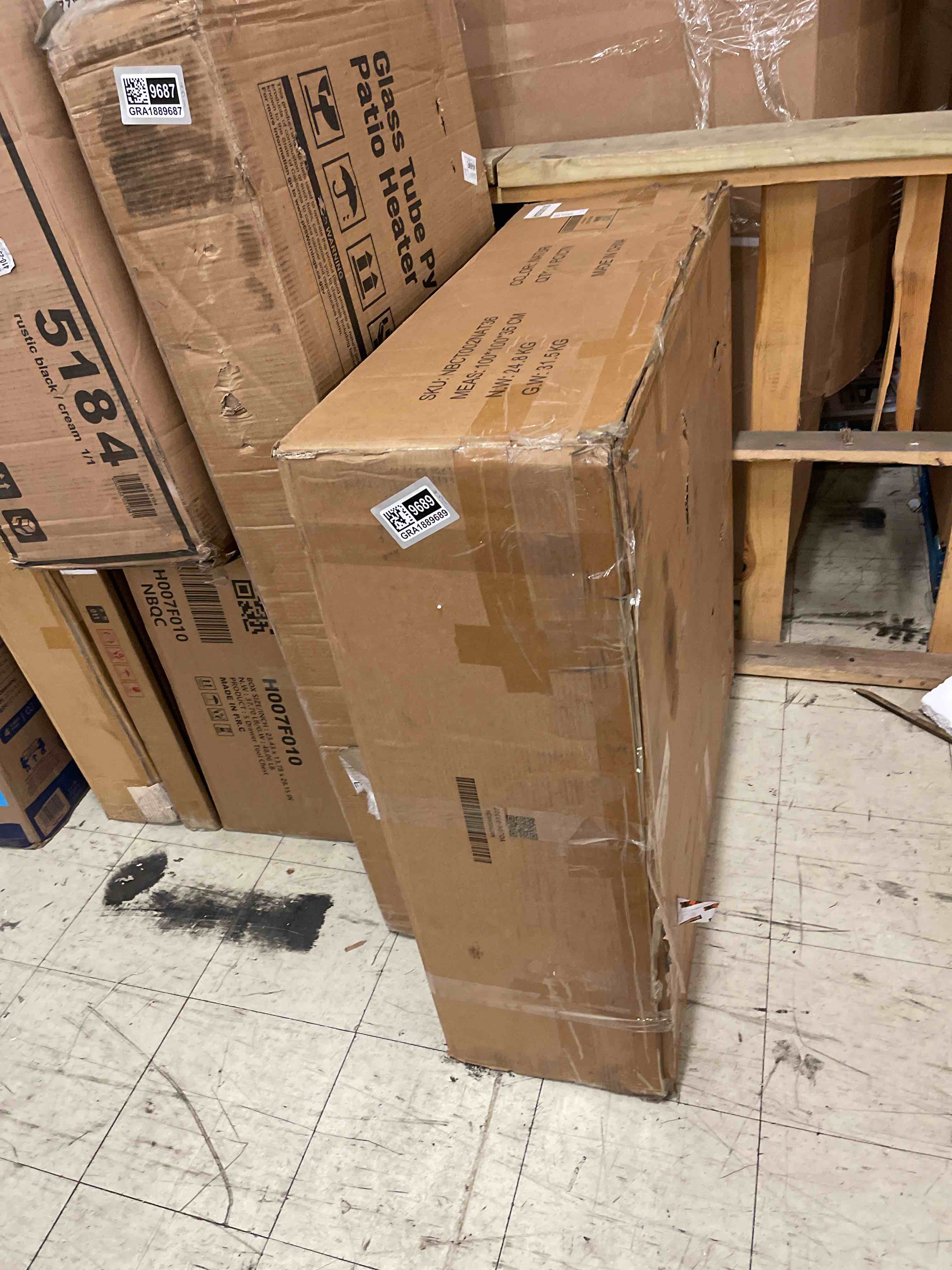 https://s3.amazonaws.com/lotting-images-prod/phillipi/GRA1889689_1758644252641.jpeg