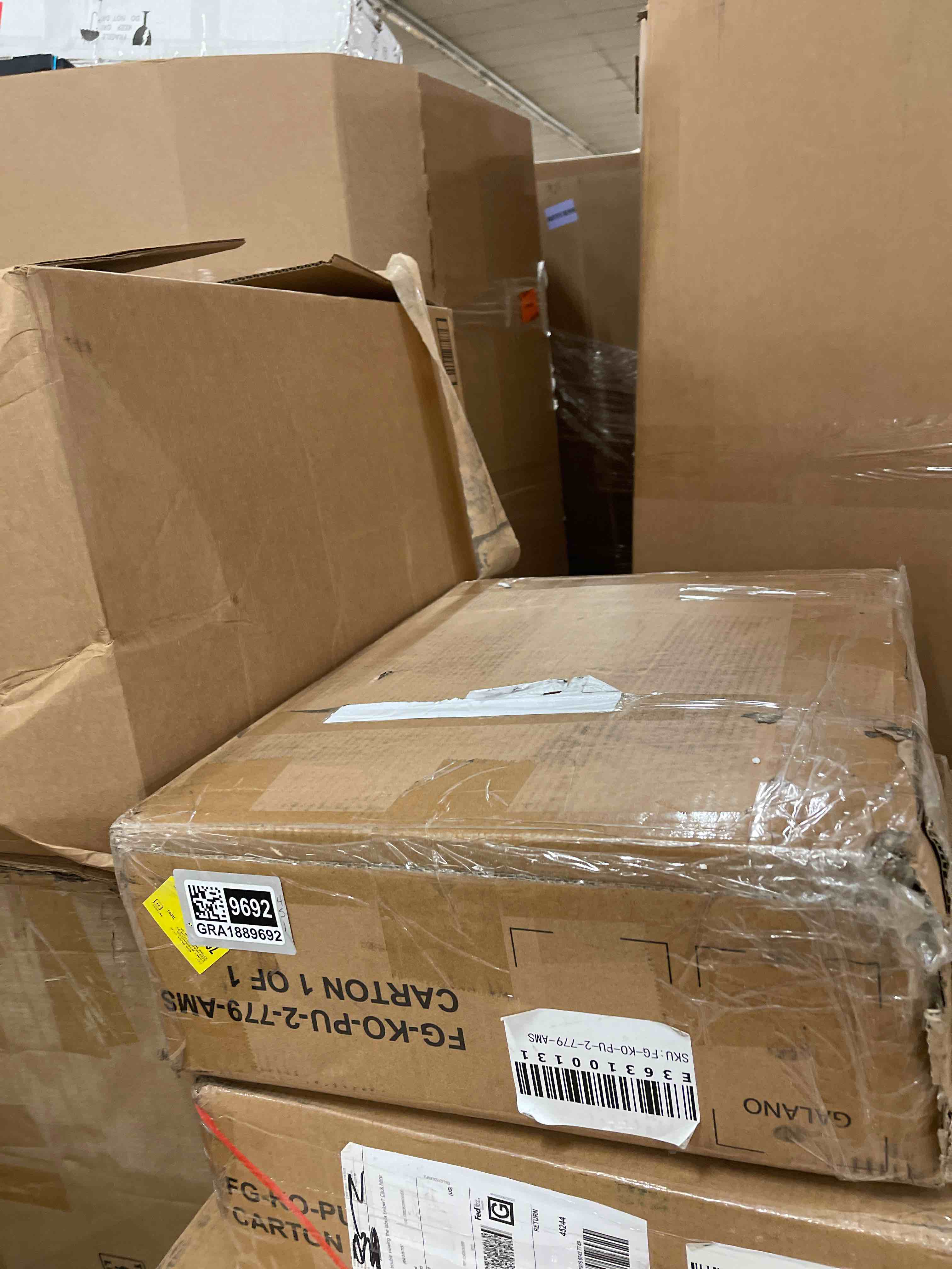 https://s3.amazonaws.com/lotting-images-prod/phillipi/GRA1889692_1758645879062.jpeg