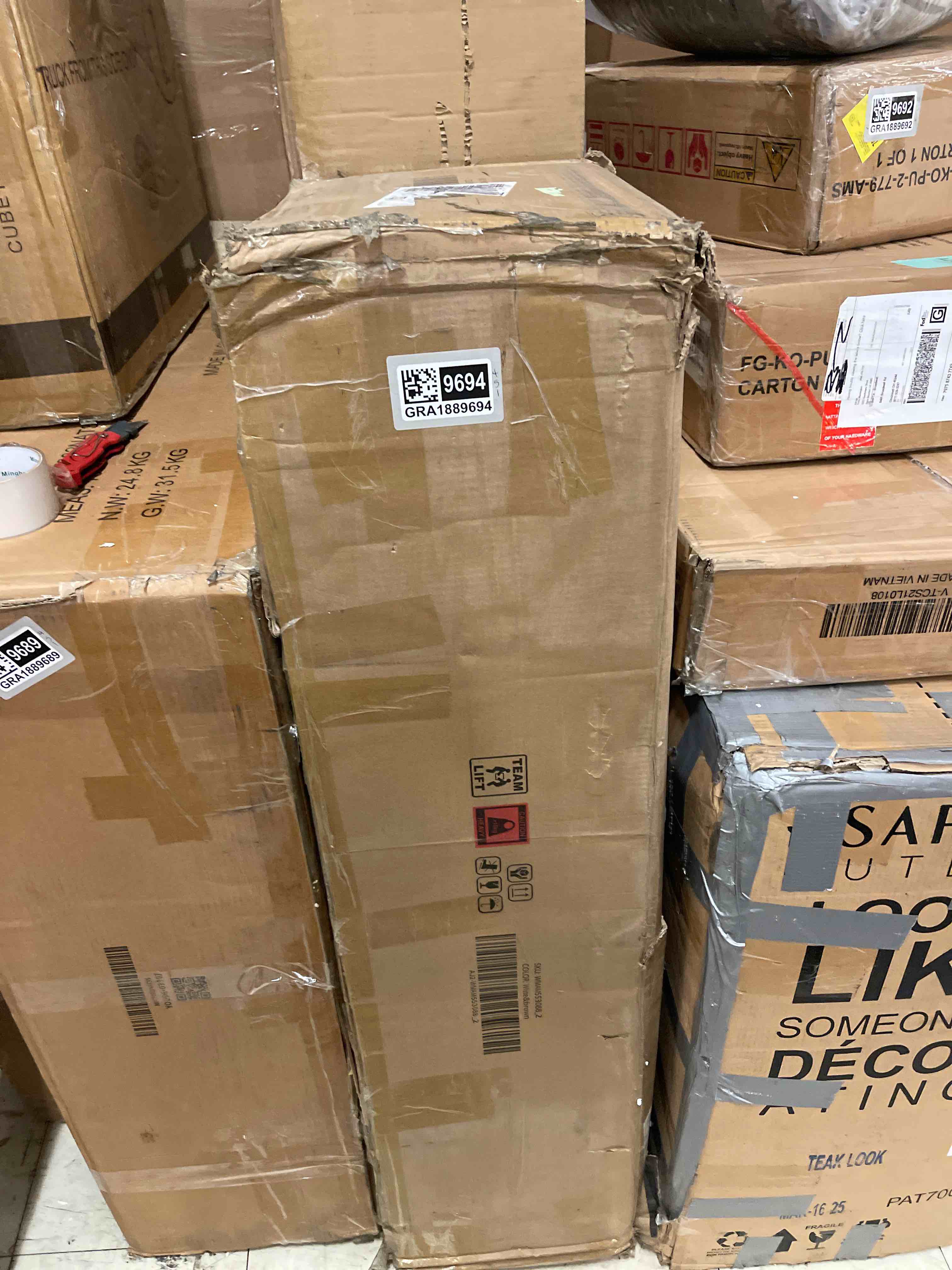 https://s3.amazonaws.com/lotting-images-prod/phillipi/GRA1889694_1758646352676.jpeg