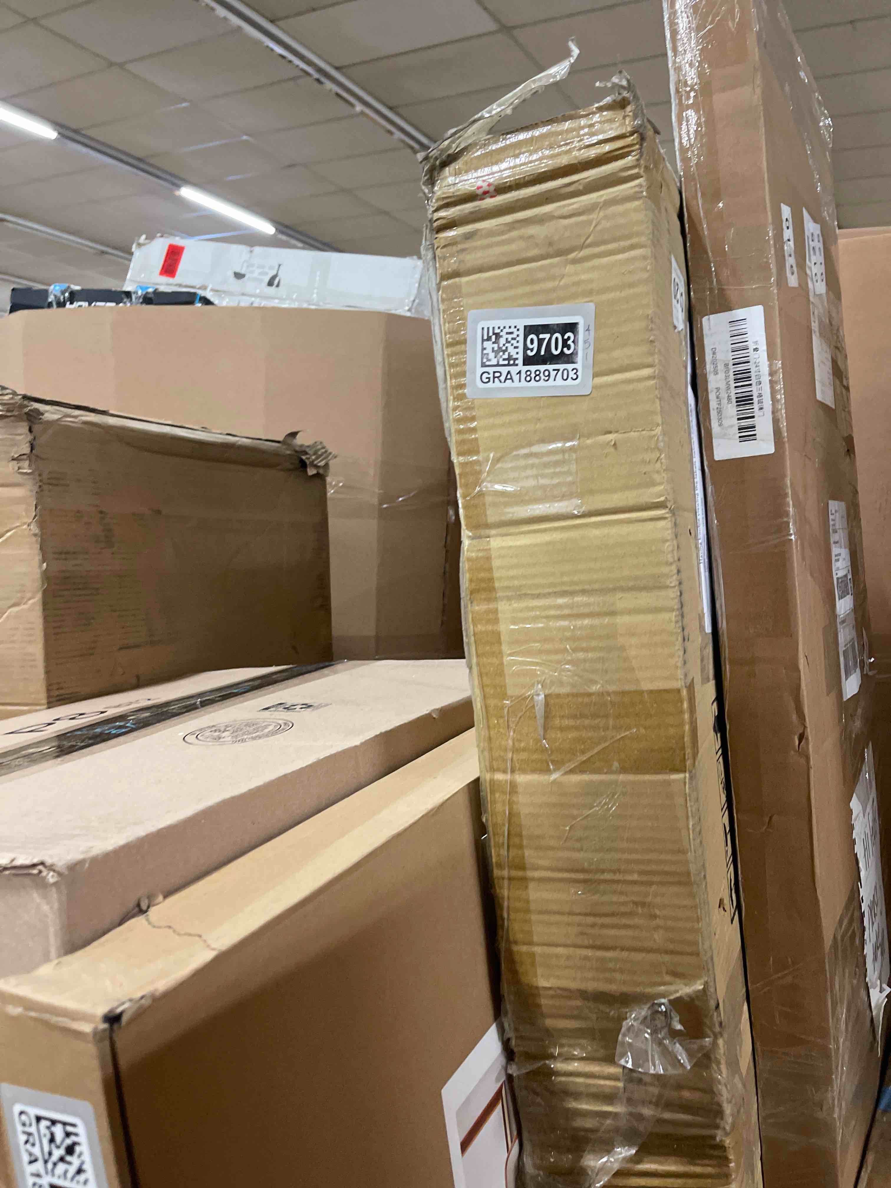 https://s3.amazonaws.com/lotting-images-prod/phillipi/GRA1889703_1758648907605.jpeg