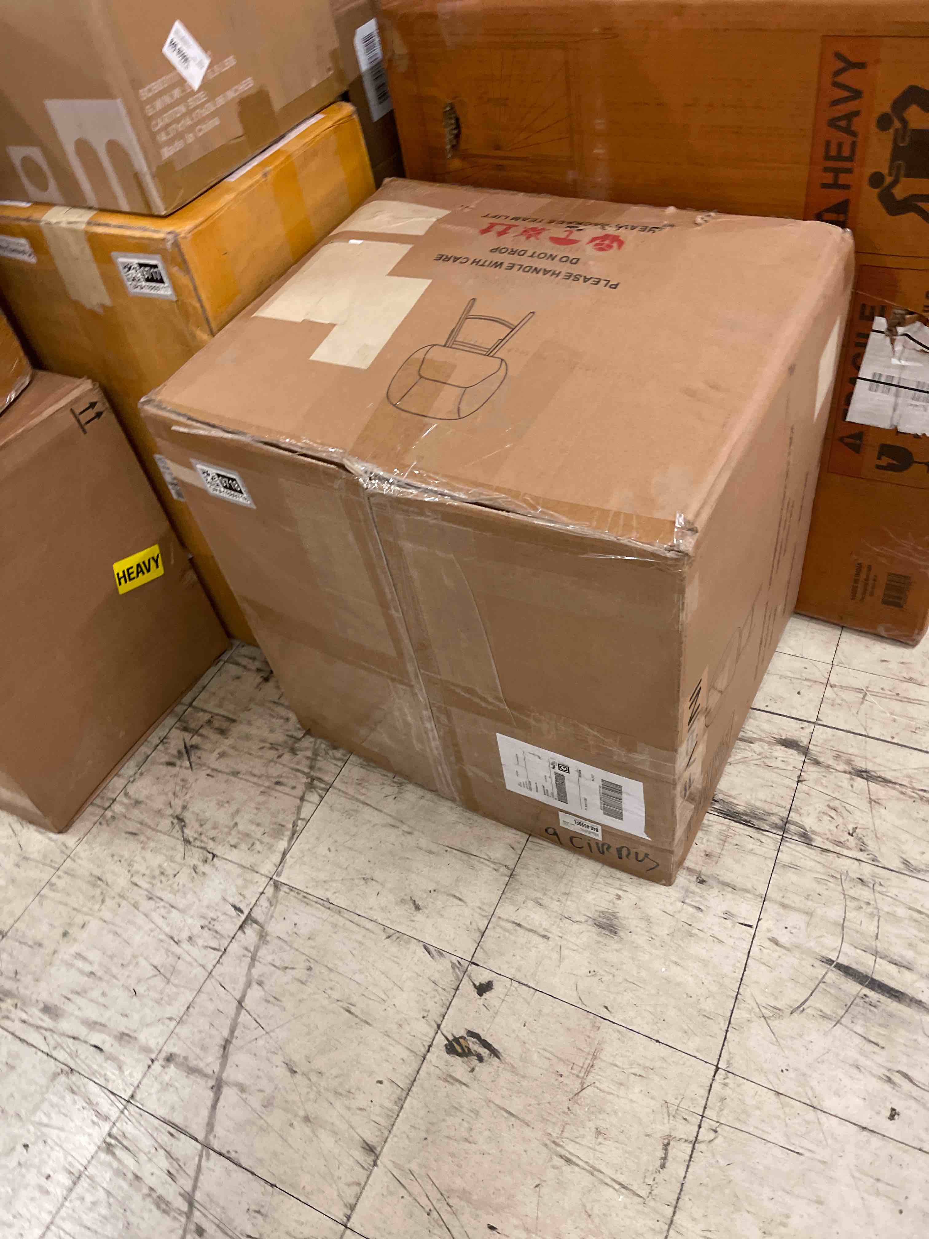 https://s3.amazonaws.com/lotting-images-prod/phillipi/GRA1889718_1758652250453.jpeg