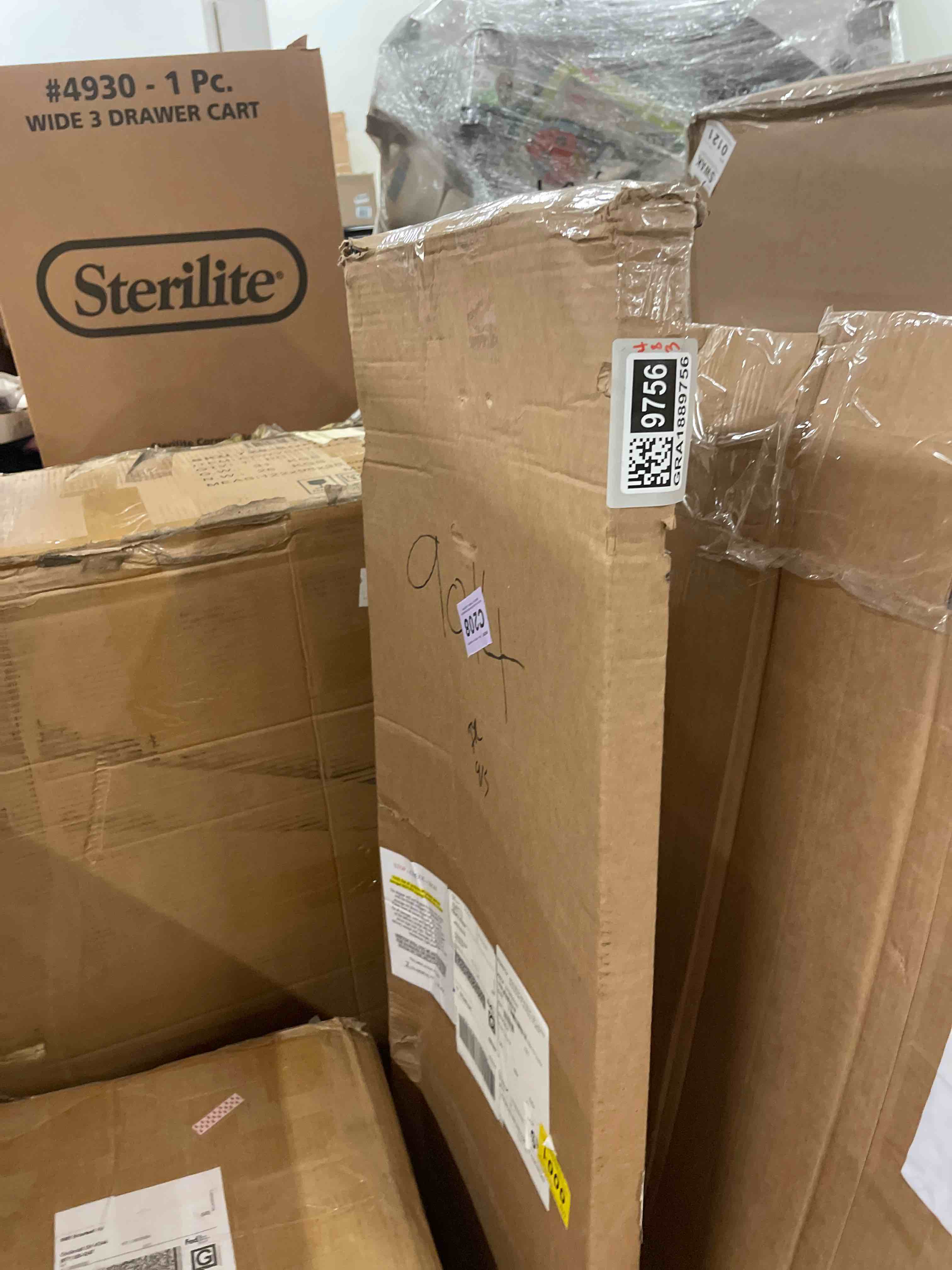 https://s3.amazonaws.com/lotting-images-prod/phillipi/GRA1889756_1759250816192.jpeg