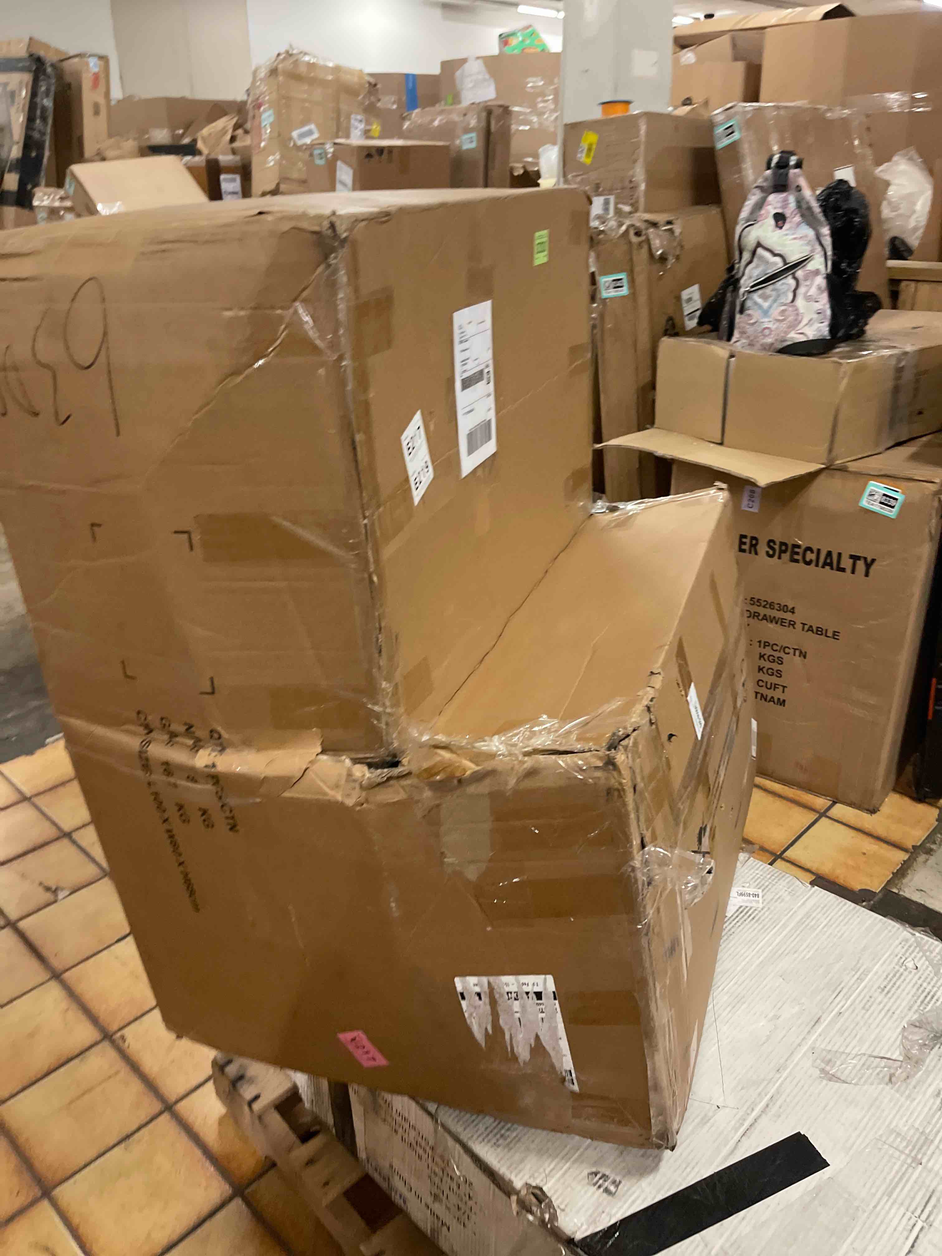 https://s3.amazonaws.com/lotting-images-prod/phillipi/GRA1889763_1759180528983.jpeg