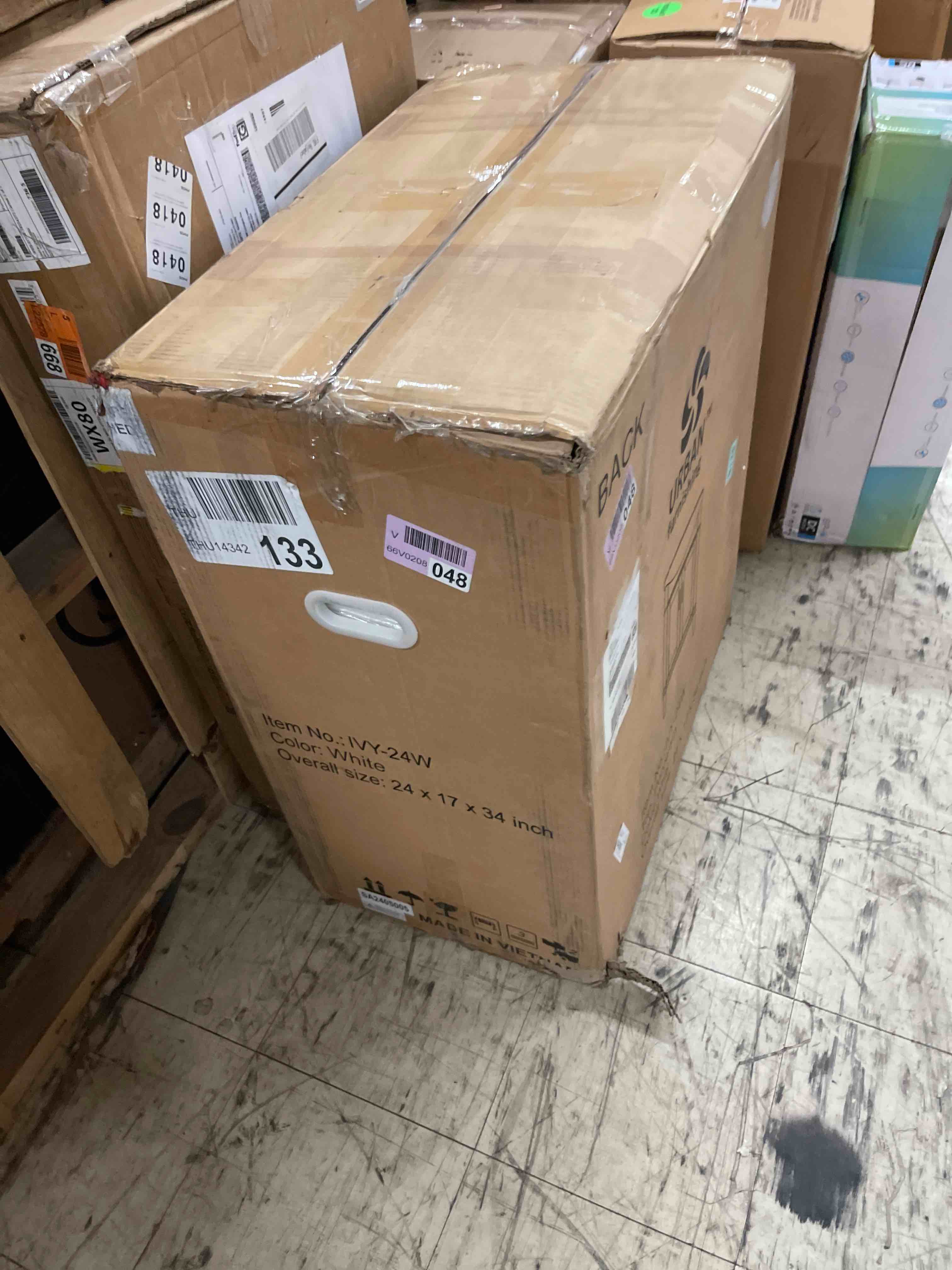 https://s3.amazonaws.com/lotting-images-prod/phillipi/GRA1889797_1759429853673.jpeg
