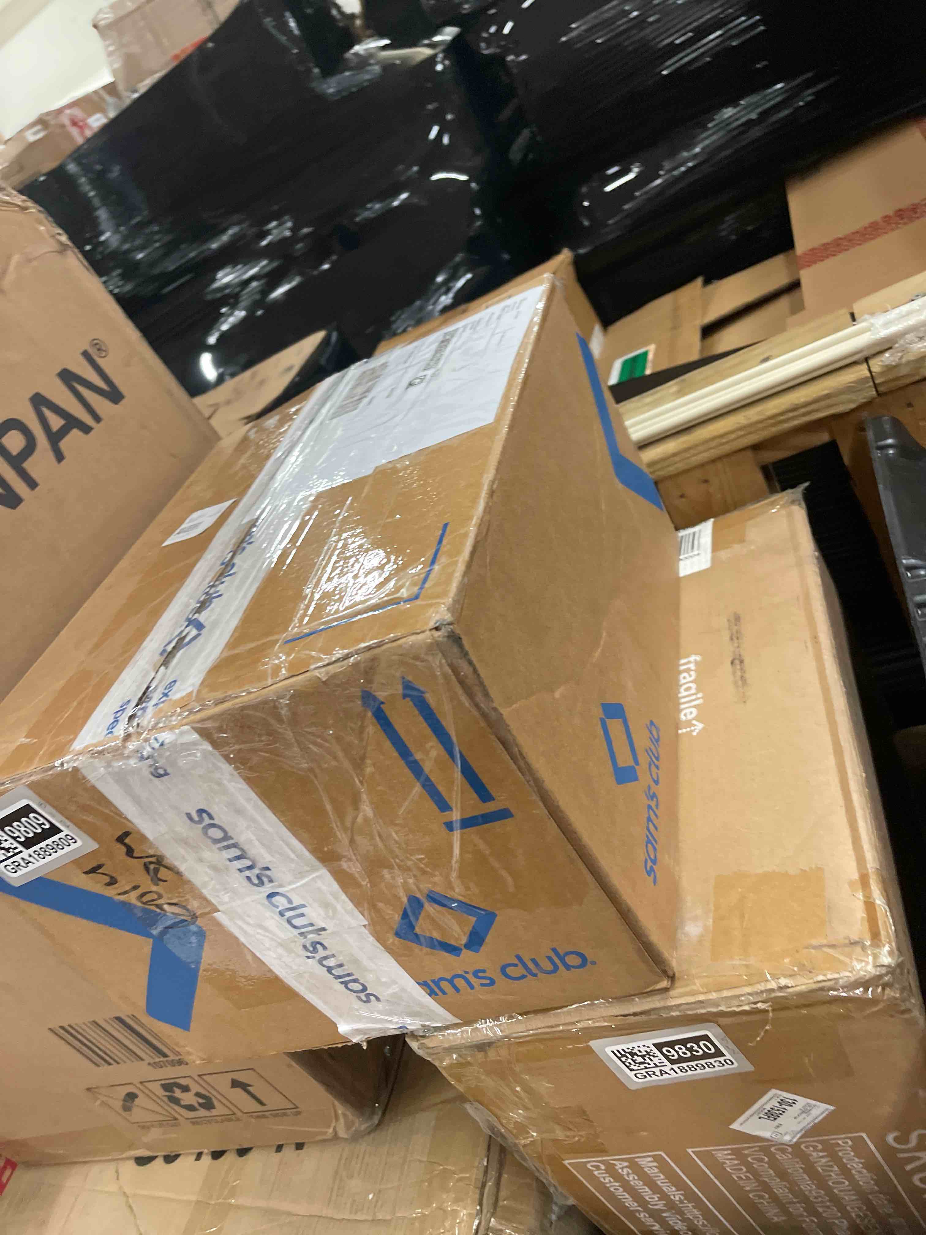https://s3.amazonaws.com/lotting-images-prod/phillipi/GRA1889809_1759427631001.jpeg