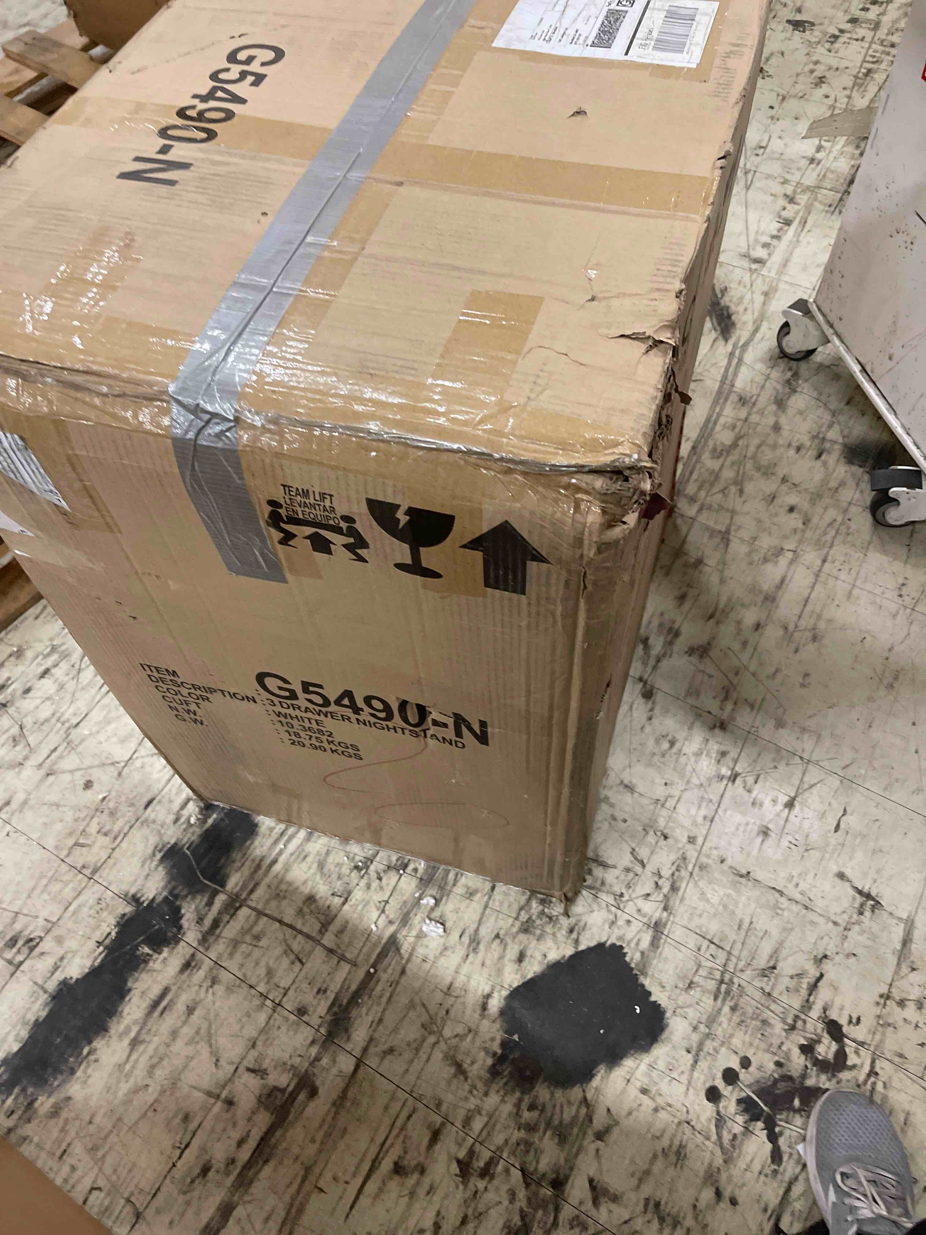 https://s3.amazonaws.com/lotting-images-prod/phillipi/GRA1889828_1759421368738.jpeg
