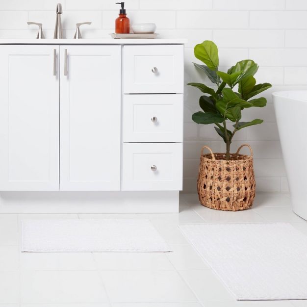 Better Homes & Gardens 2pk white bath rug set 