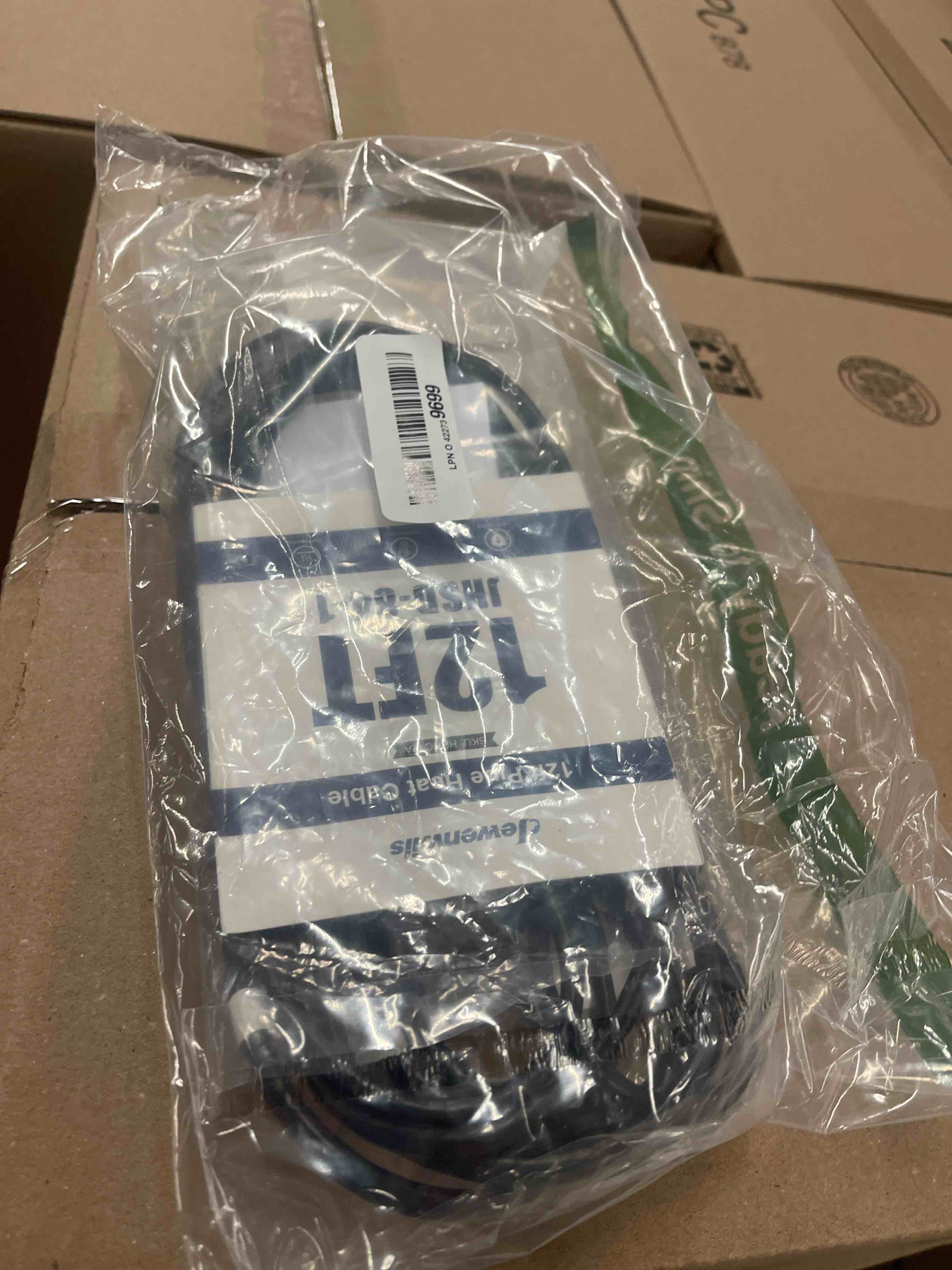 Condition photo showing New/Like New for DEWENWILS 12FT Heat Cable for Pipe Freeze Protection, Snow De-Icing Cable with Build in Thermostat, CSA/ETL Listed