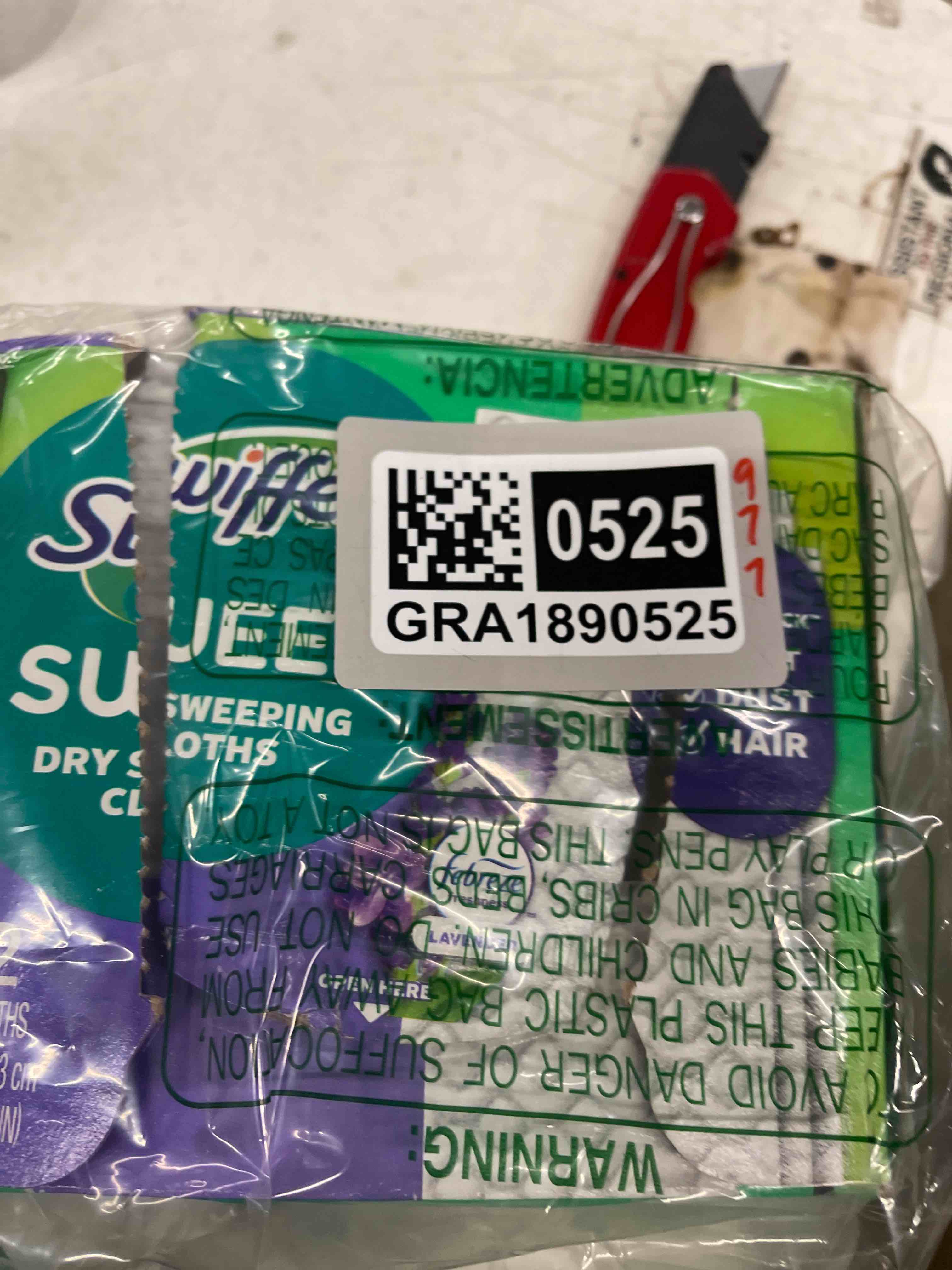 Condition photo showing New/Like New for Swiffer Sweeper Dry Sweeping Pad, Multi Surface Refills for Dusters Floor Mop, with Febreze Lavender, 32 Count Lavender Vanilla & Comfort 32 Count (Pack of 1)