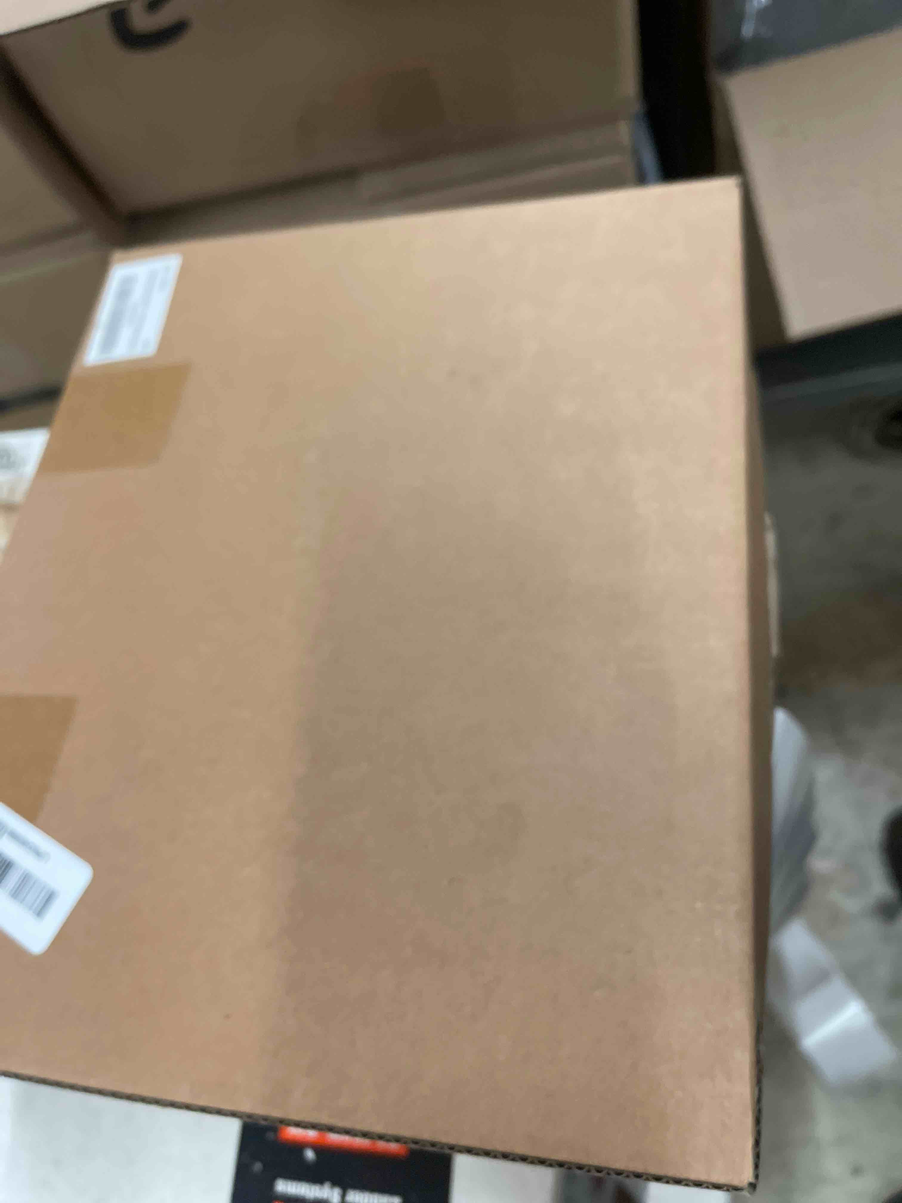 Condition photo showing New/Like New for Lulu Home Red Berry Garland, 8.9FT Flexible Artificial Christmas Holly Berry Vine, Winter Berry Garland for Mantle Xmas Tree Window Door Hanging Indoor Outdoor Holiday Decoration (1)