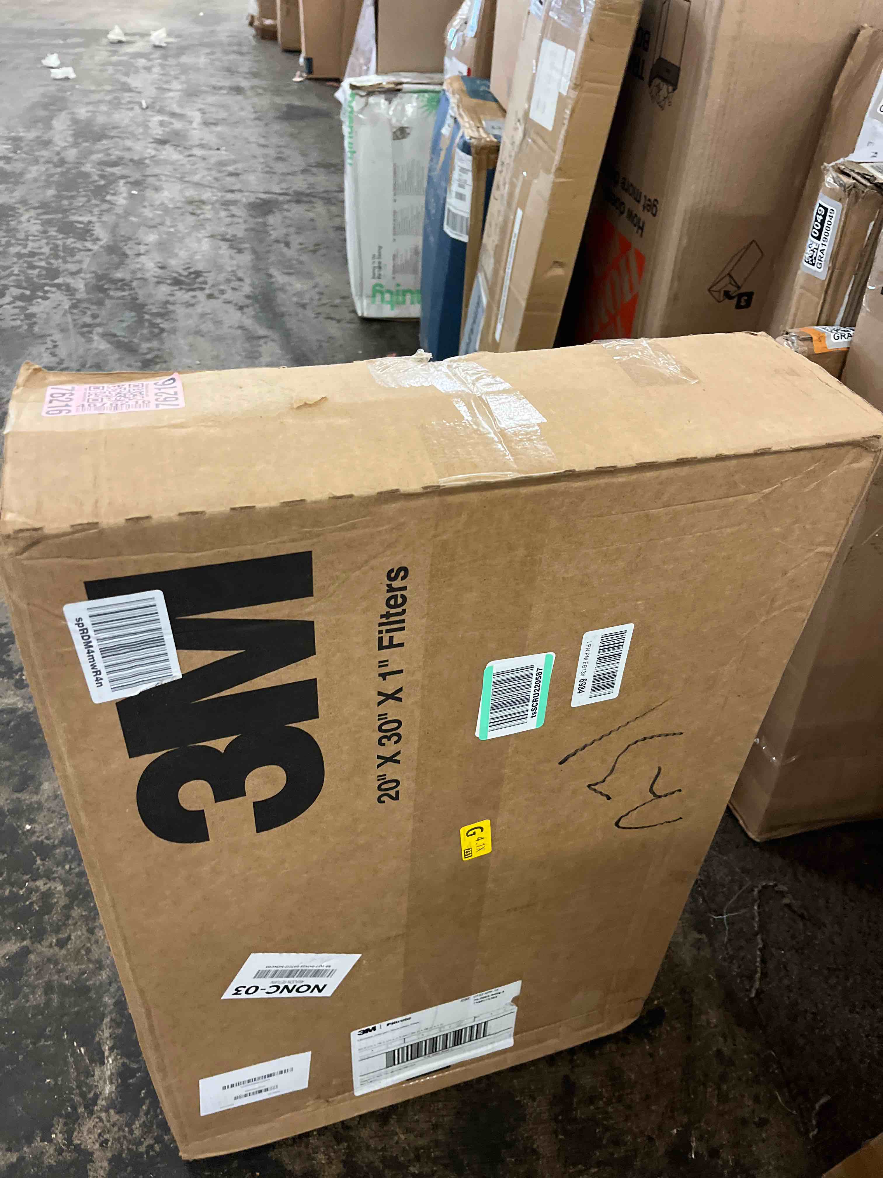 https://s3.amazonaws.com/lotting-images-prod/phillipi/GRA1900029_1752507300086.jpeg
