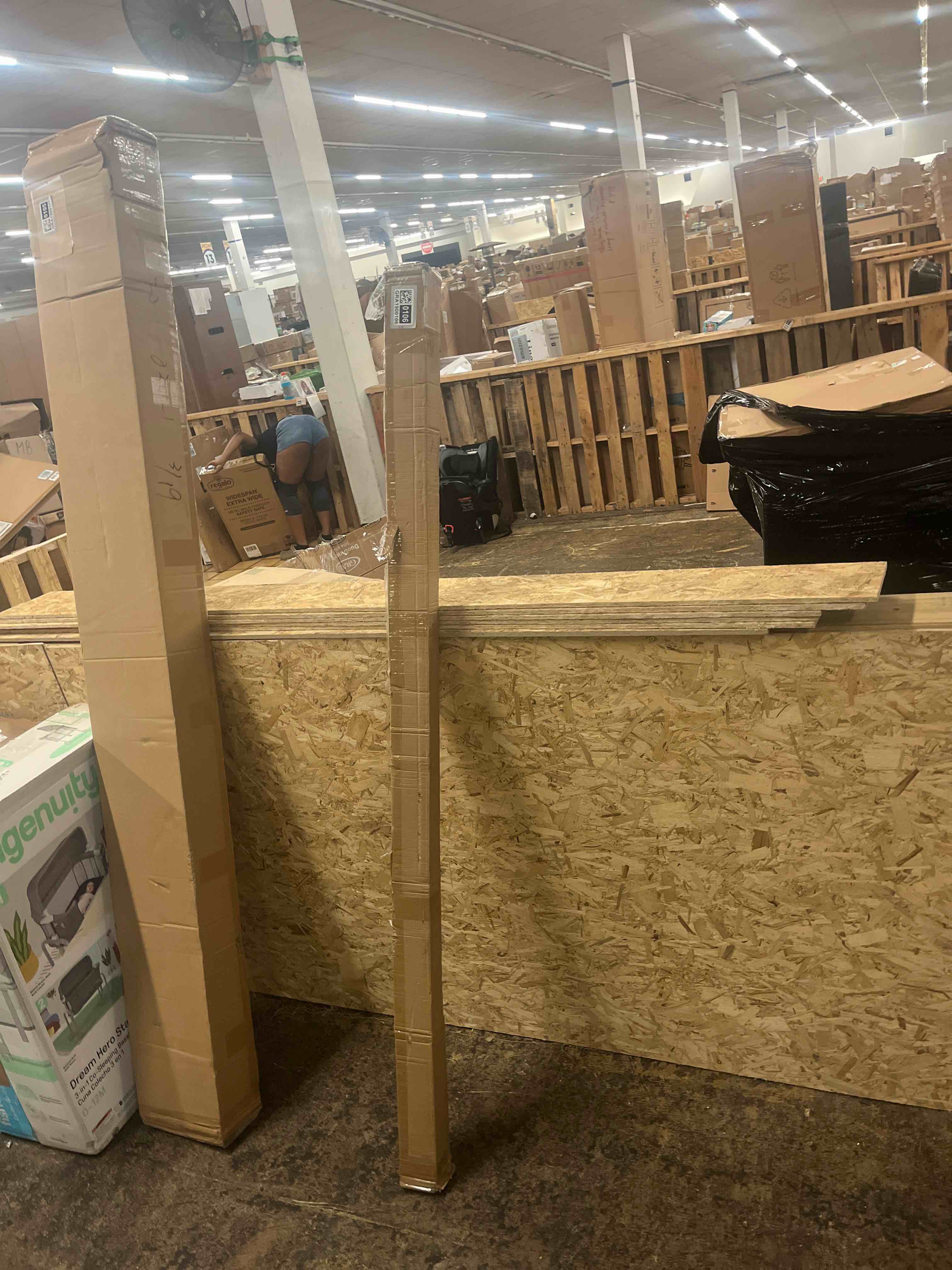 https://s3.amazonaws.com/lotting-images-prod/phillipi/GRA1900106_1752798482203.jpeg