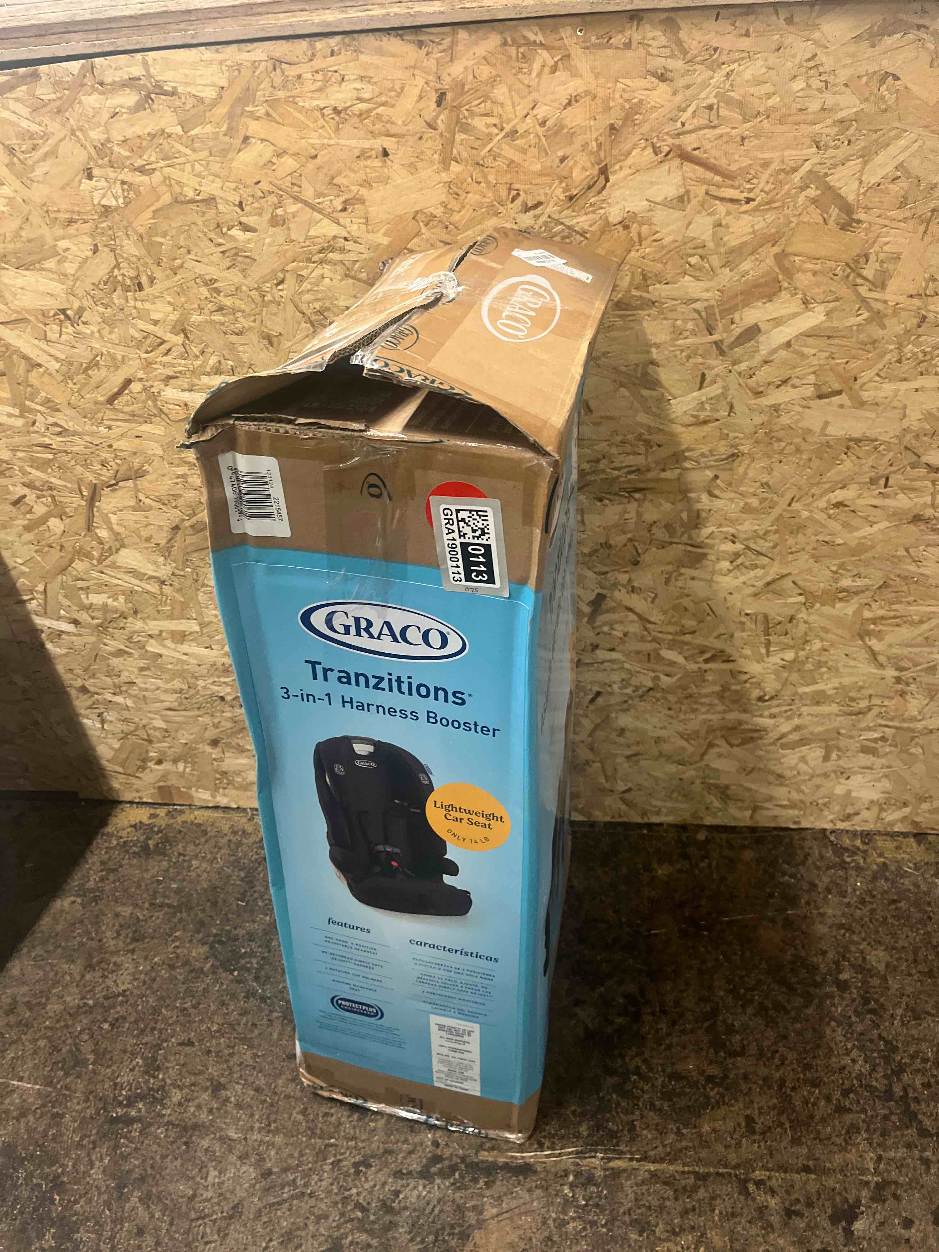 https://s3.amazonaws.com/lotting-images-prod/phillipi/GRA1900113_1752797818680.jpeg