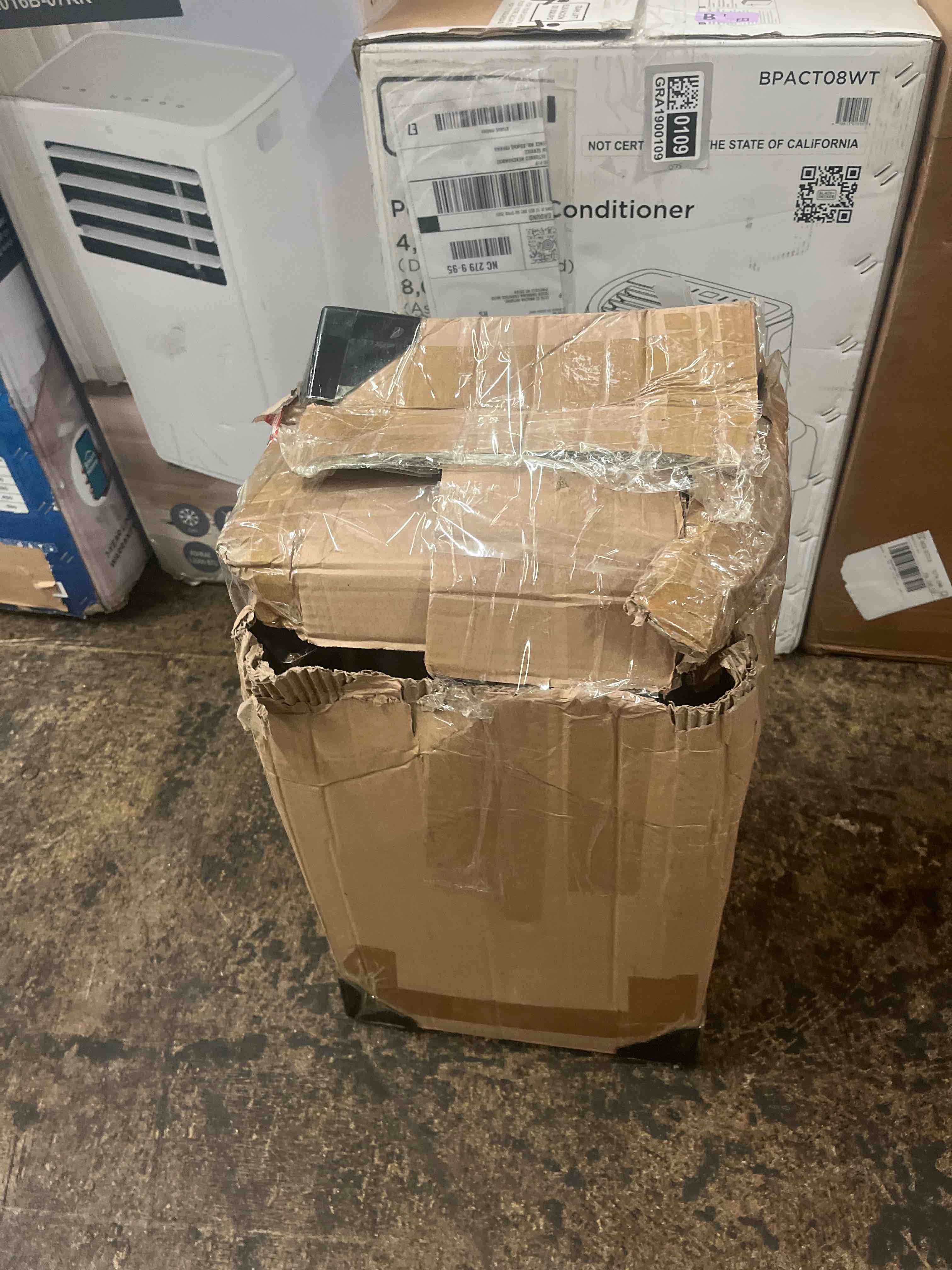https://s3.amazonaws.com/lotting-images-prod/phillipi/GRA1900117_1752799677680.jpeg
