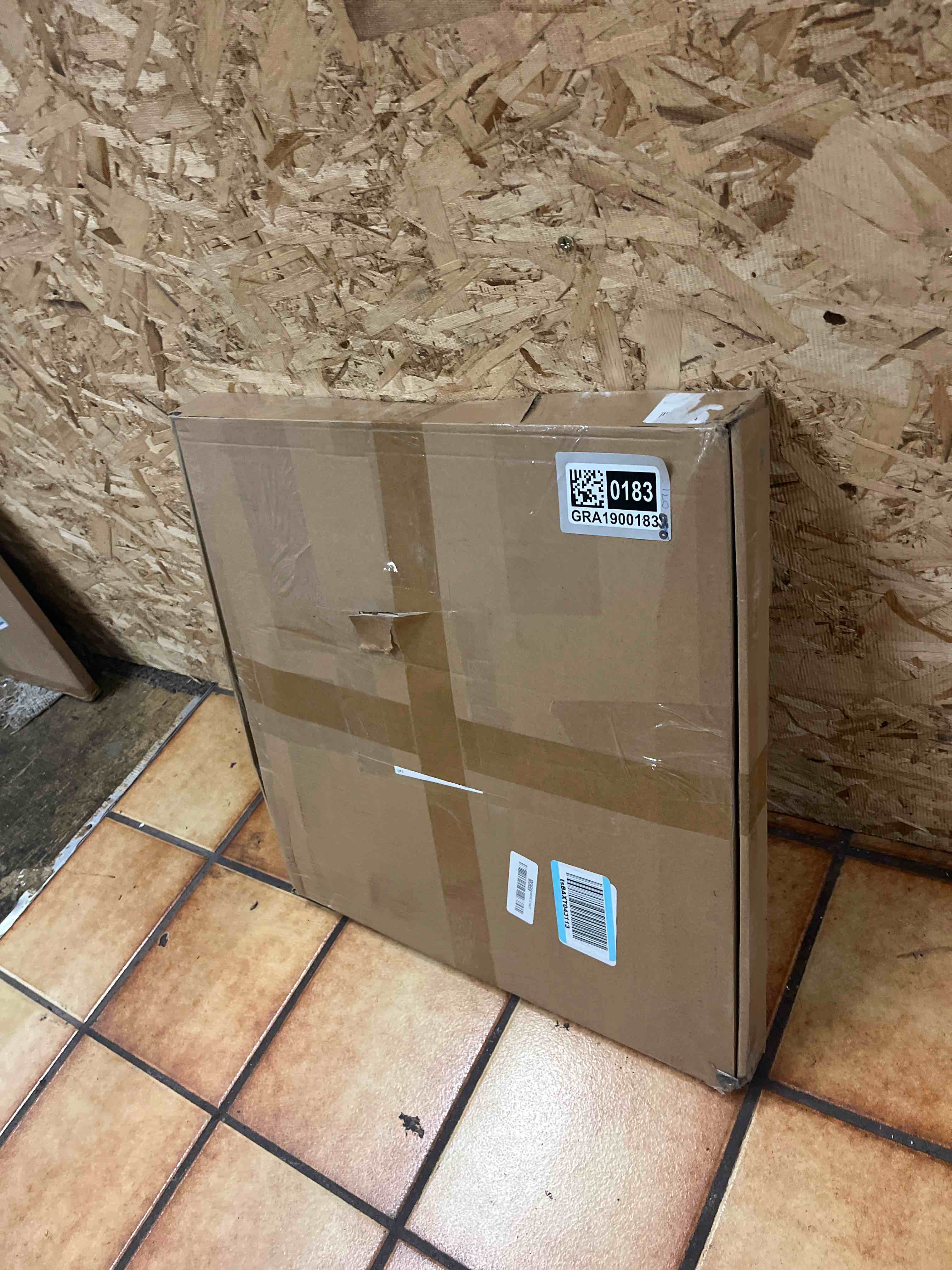 https://s3.amazonaws.com/lotting-images-prod/phillipi/GRA1900183_1752749318271.jpeg