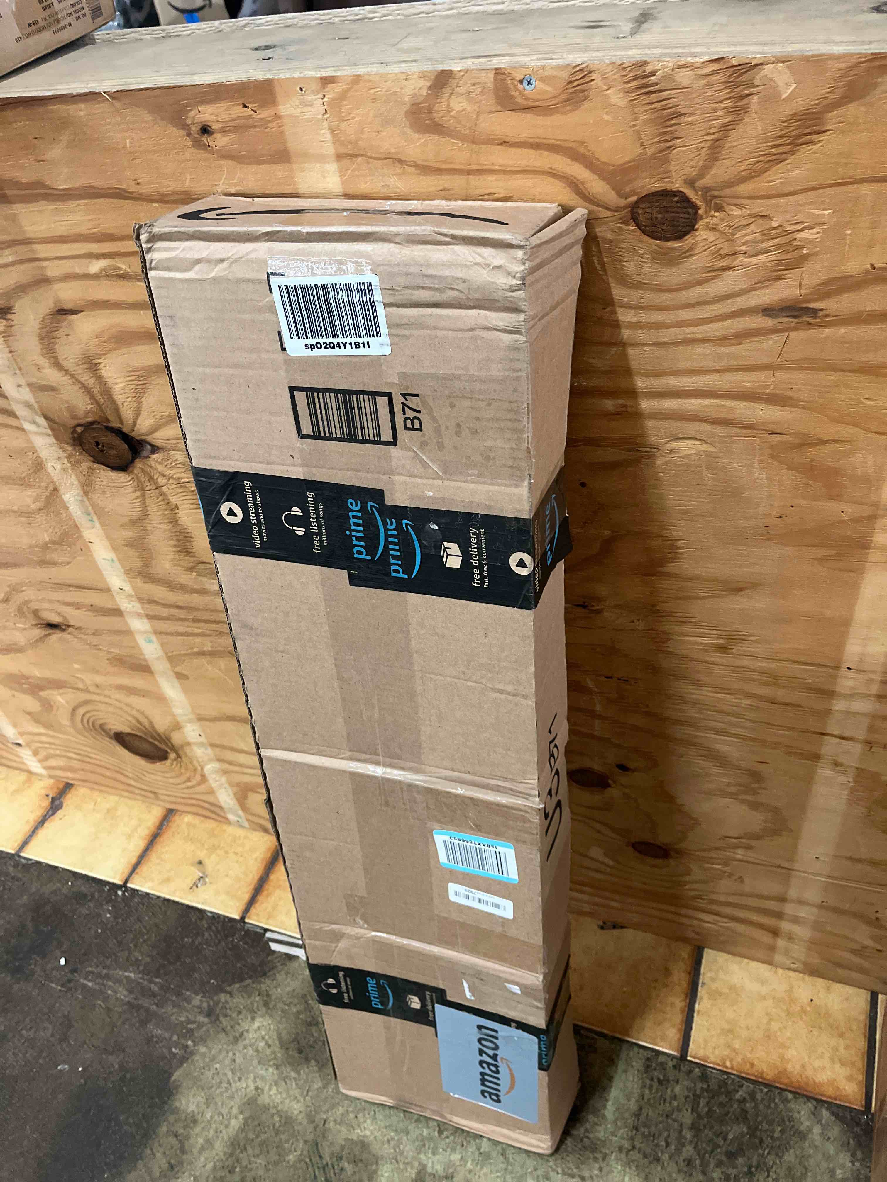 https://s3.amazonaws.com/lotting-images-prod/phillipi/GRA1900234_1752506189192.jpeg