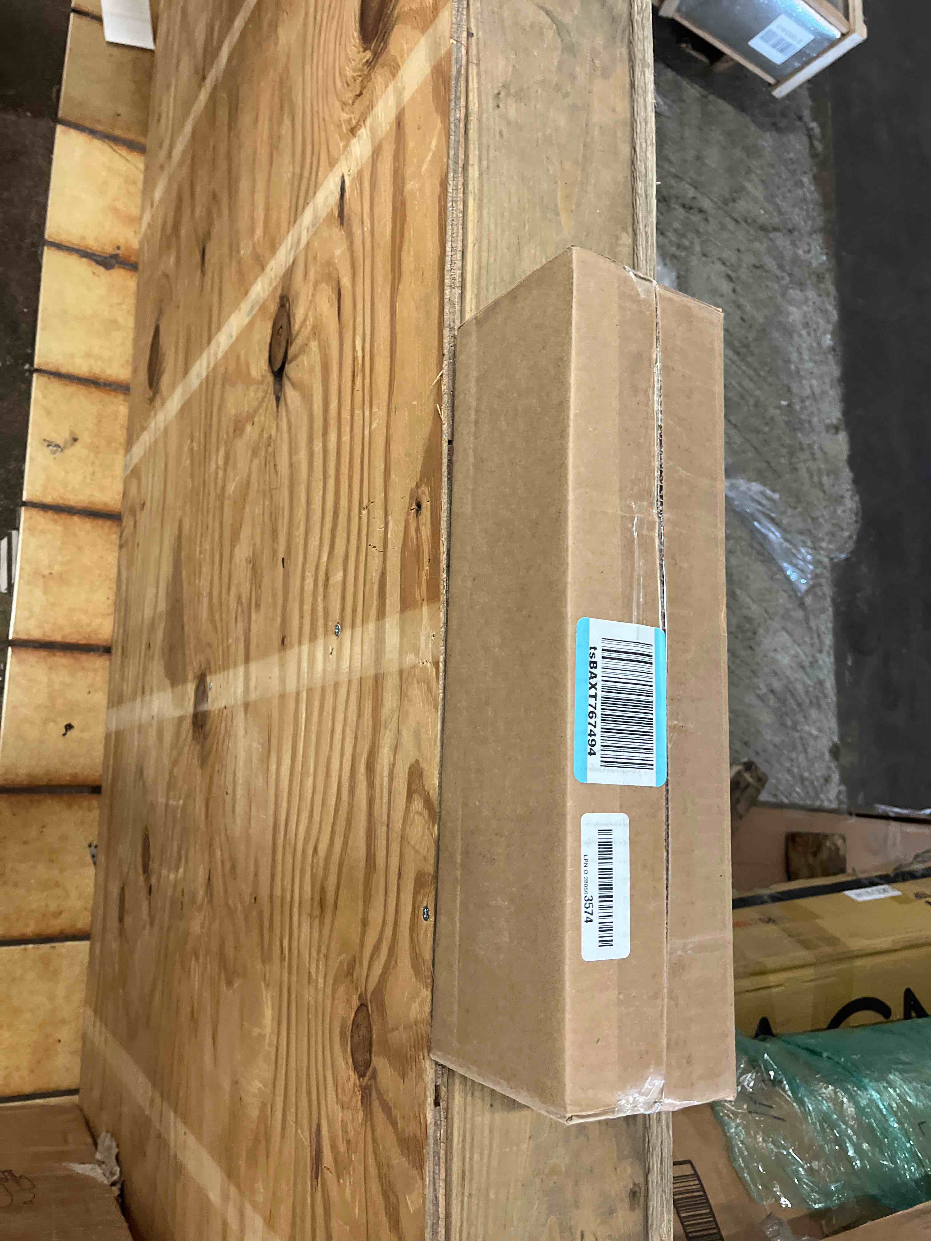 https://s3.amazonaws.com/lotting-images-prod/phillipi/GRA1900239_1752506892293.jpeg