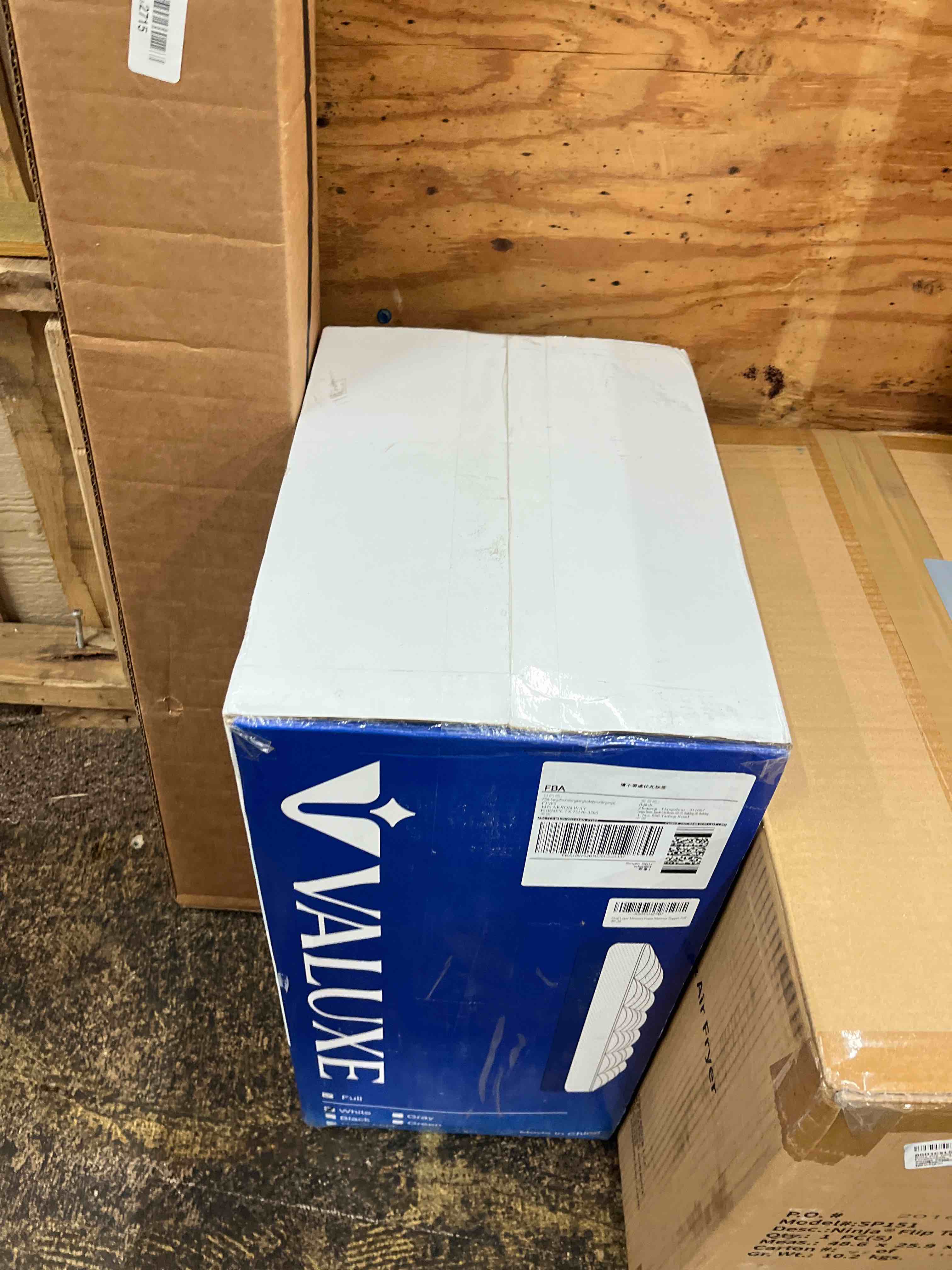 https://s3.amazonaws.com/lotting-images-prod/phillipi/GRA1900481_1752685346002.jpeg