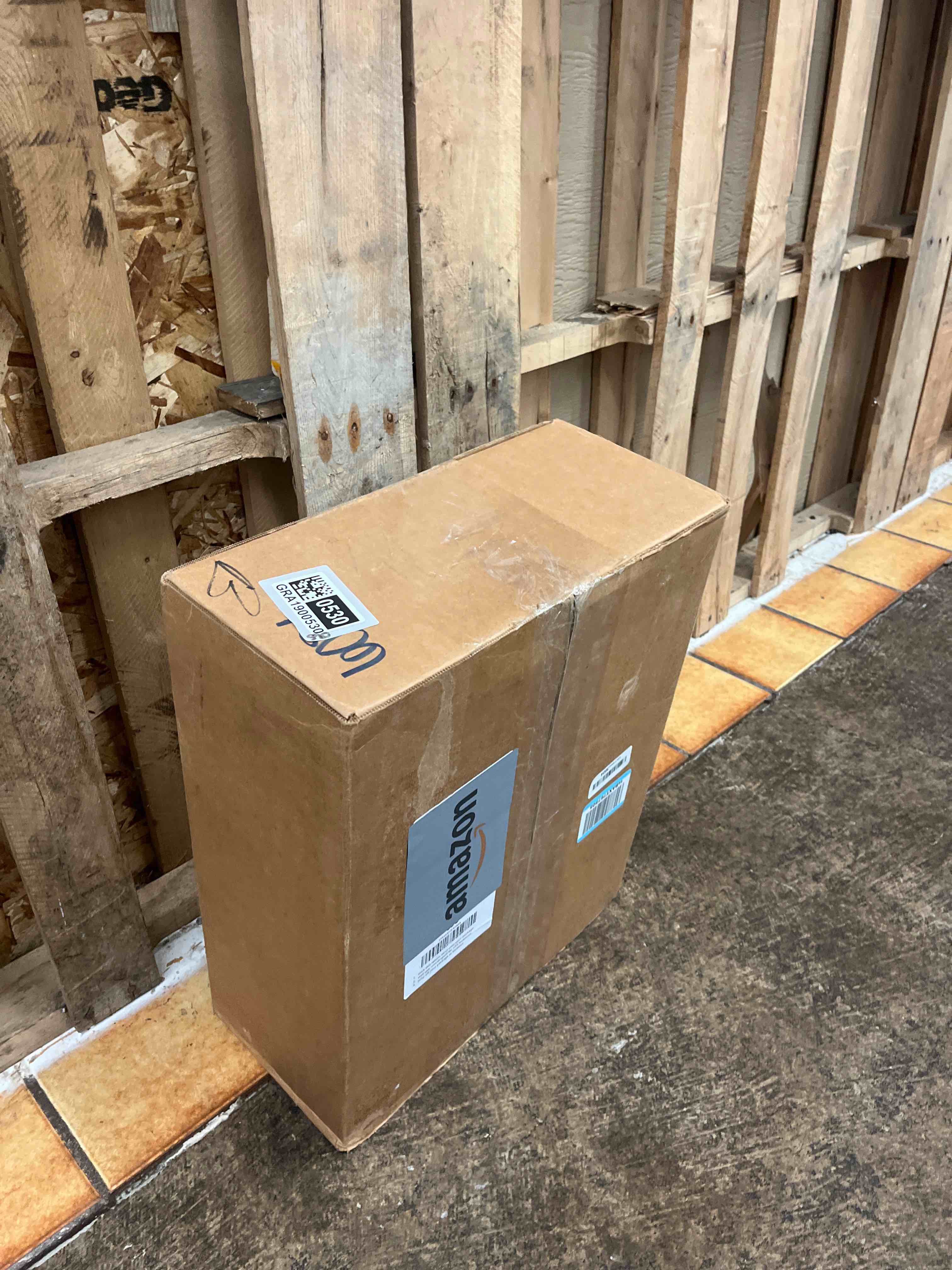 https://s3.amazonaws.com/lotting-images-prod/phillipi/GRA1900530_1752686497204.jpeg