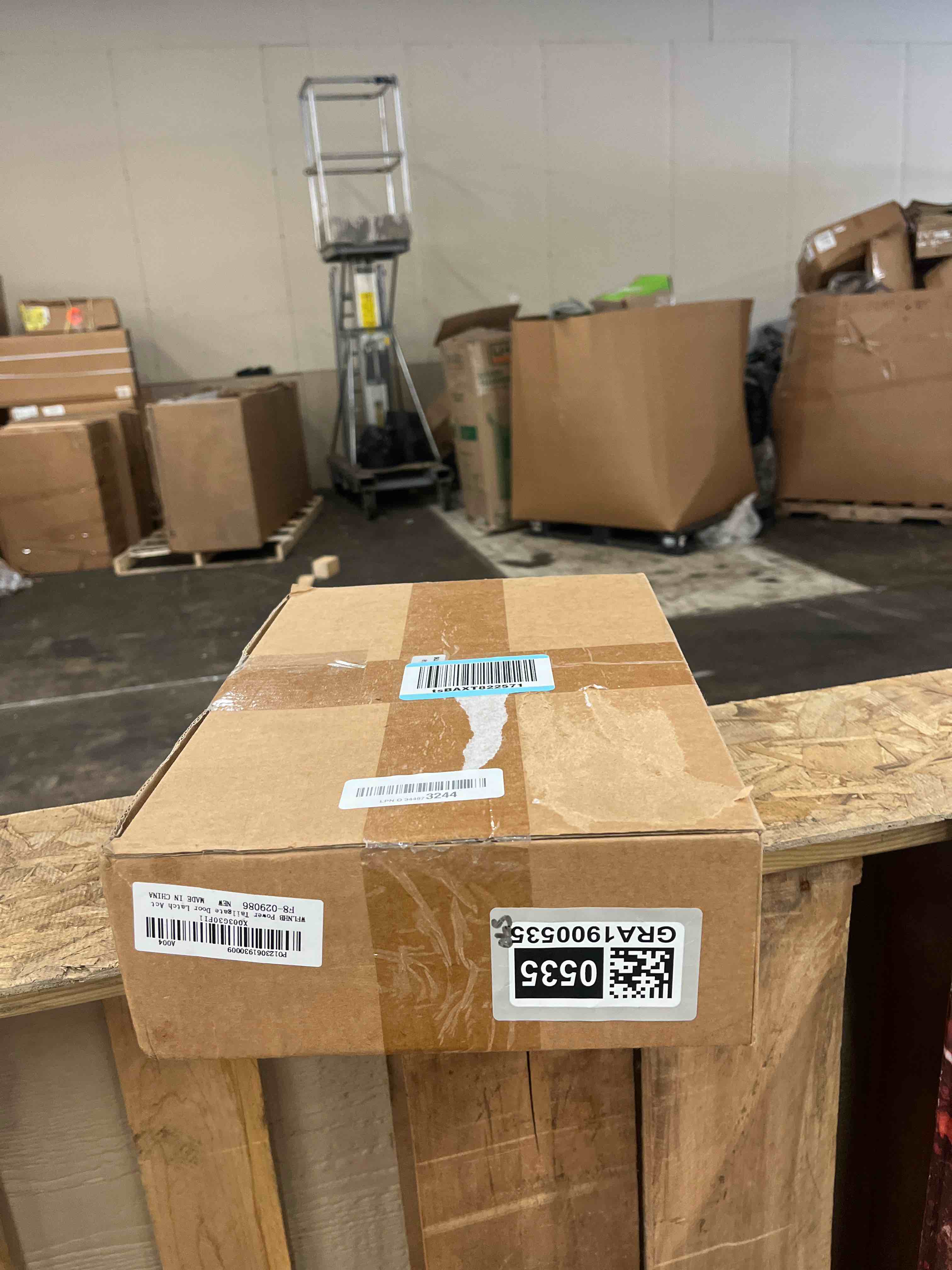 https://s3.amazonaws.com/lotting-images-prod/phillipi/GRA1900535_1752687159661.jpeg