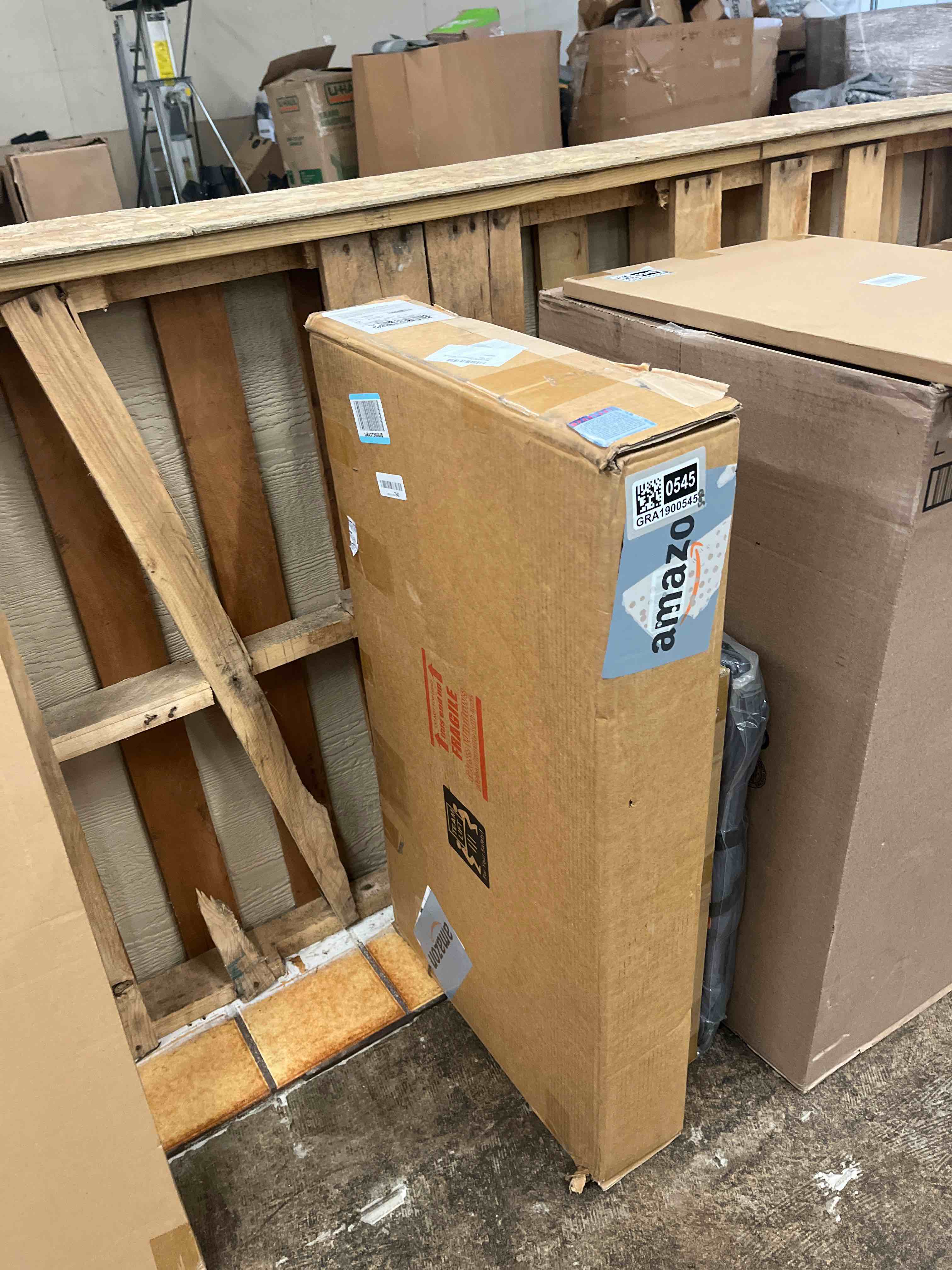 https://s3.amazonaws.com/lotting-images-prod/phillipi/GRA1900545_1752688214490.jpeg