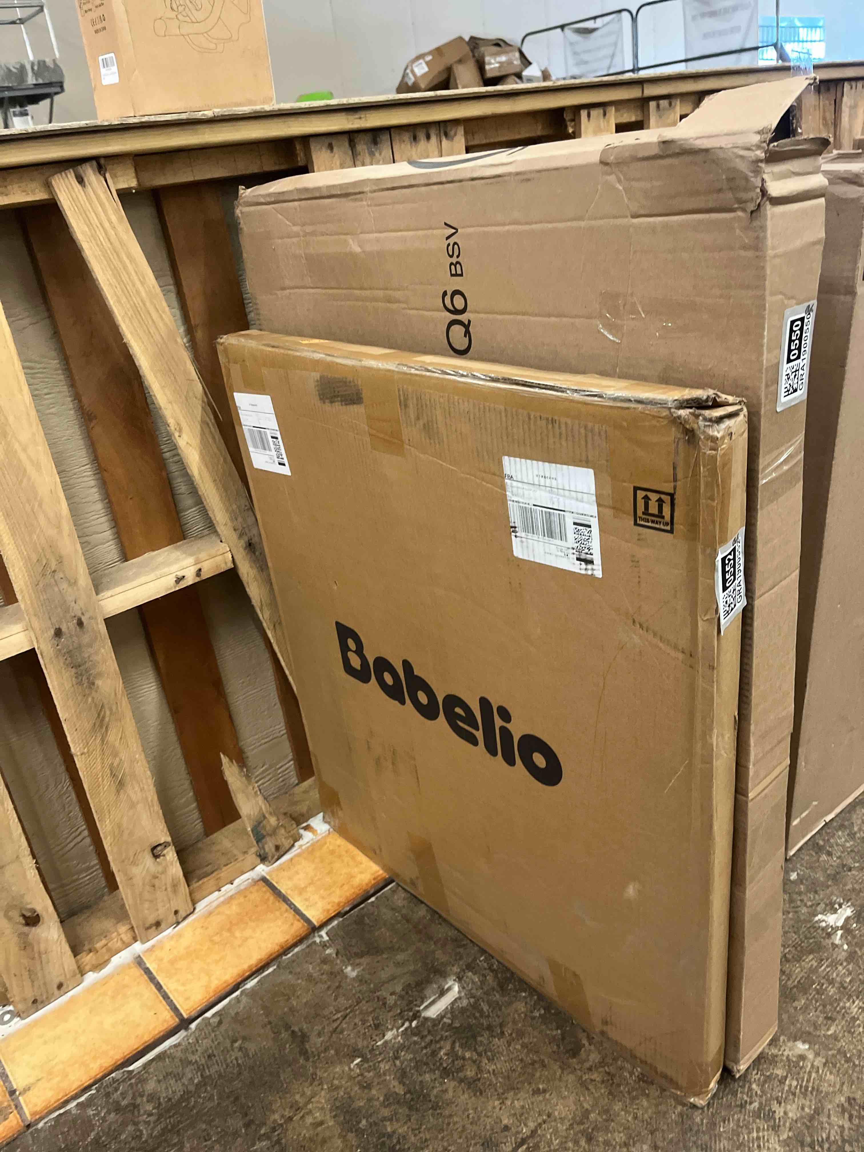 https://s3.amazonaws.com/lotting-images-prod/phillipi/GRA1900552_1752688883404.jpeg
