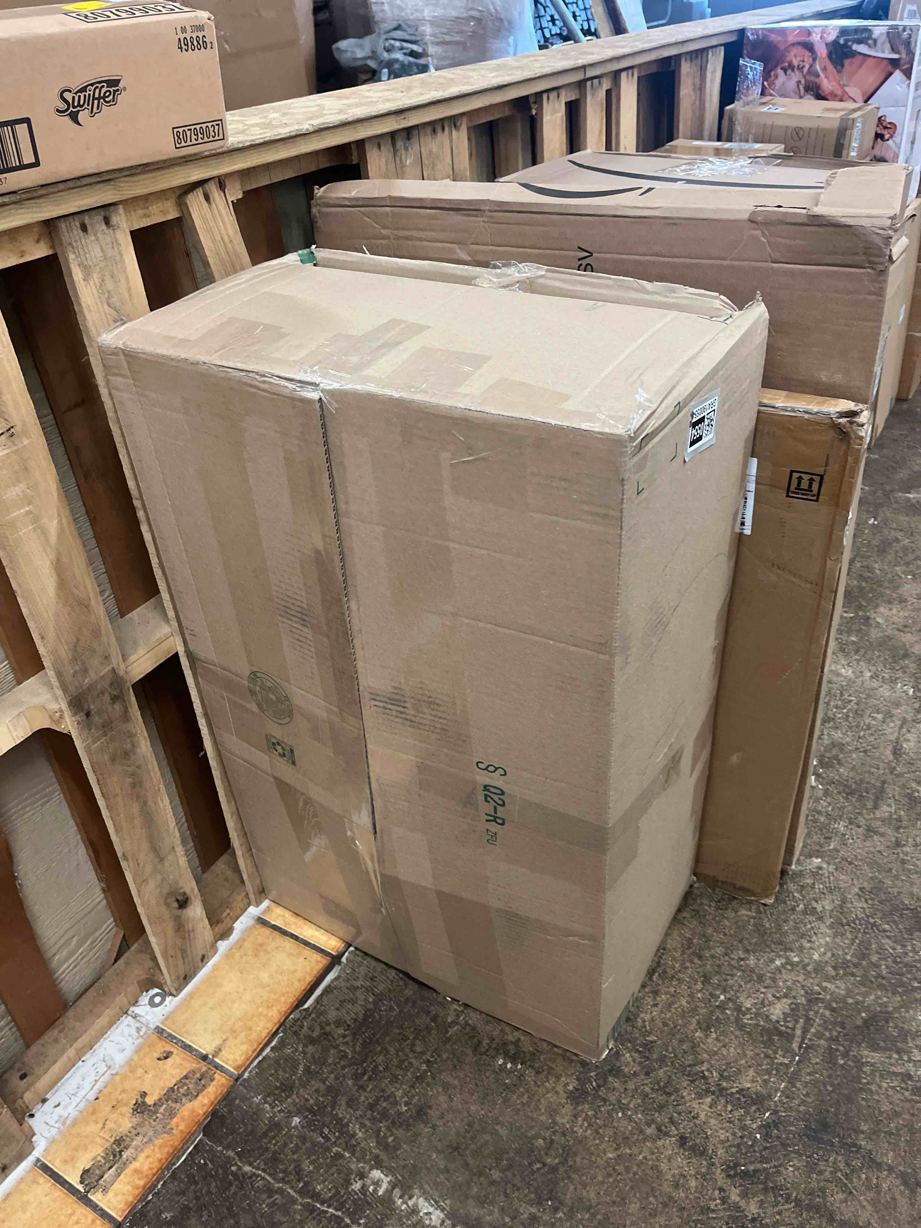 https://s3.amazonaws.com/lotting-images-prod/phillipi/GRA1900554_1752689089339.jpeg