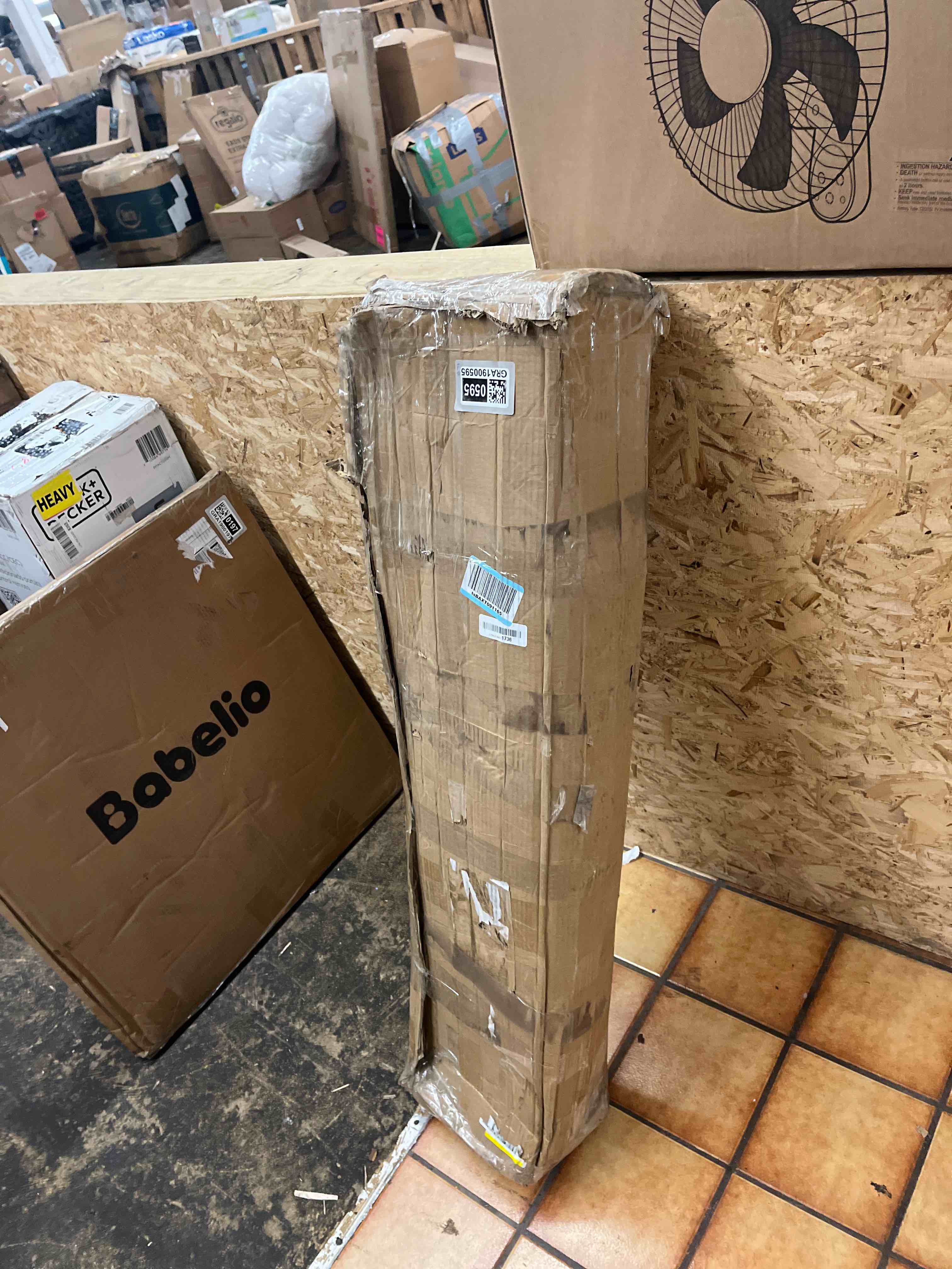 https://s3.amazonaws.com/lotting-images-prod/phillipi/GRA1900595_1752752138013.jpeg
