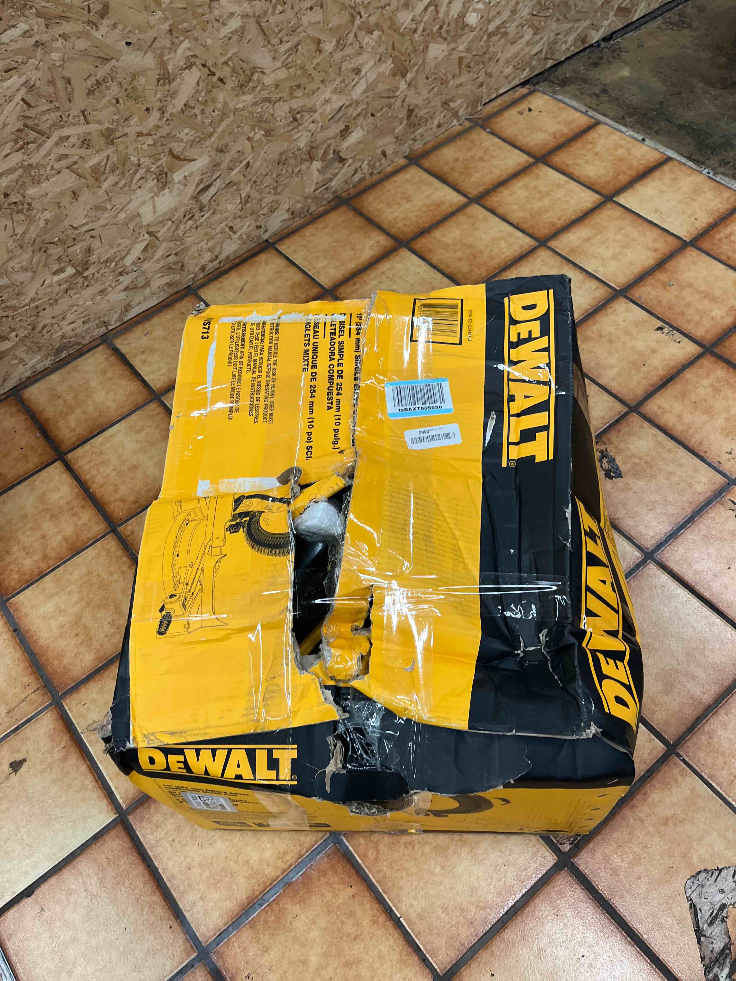 https://s3.amazonaws.com/lotting-images-prod/phillipi/GRA1900621_1752756603708.jpeg