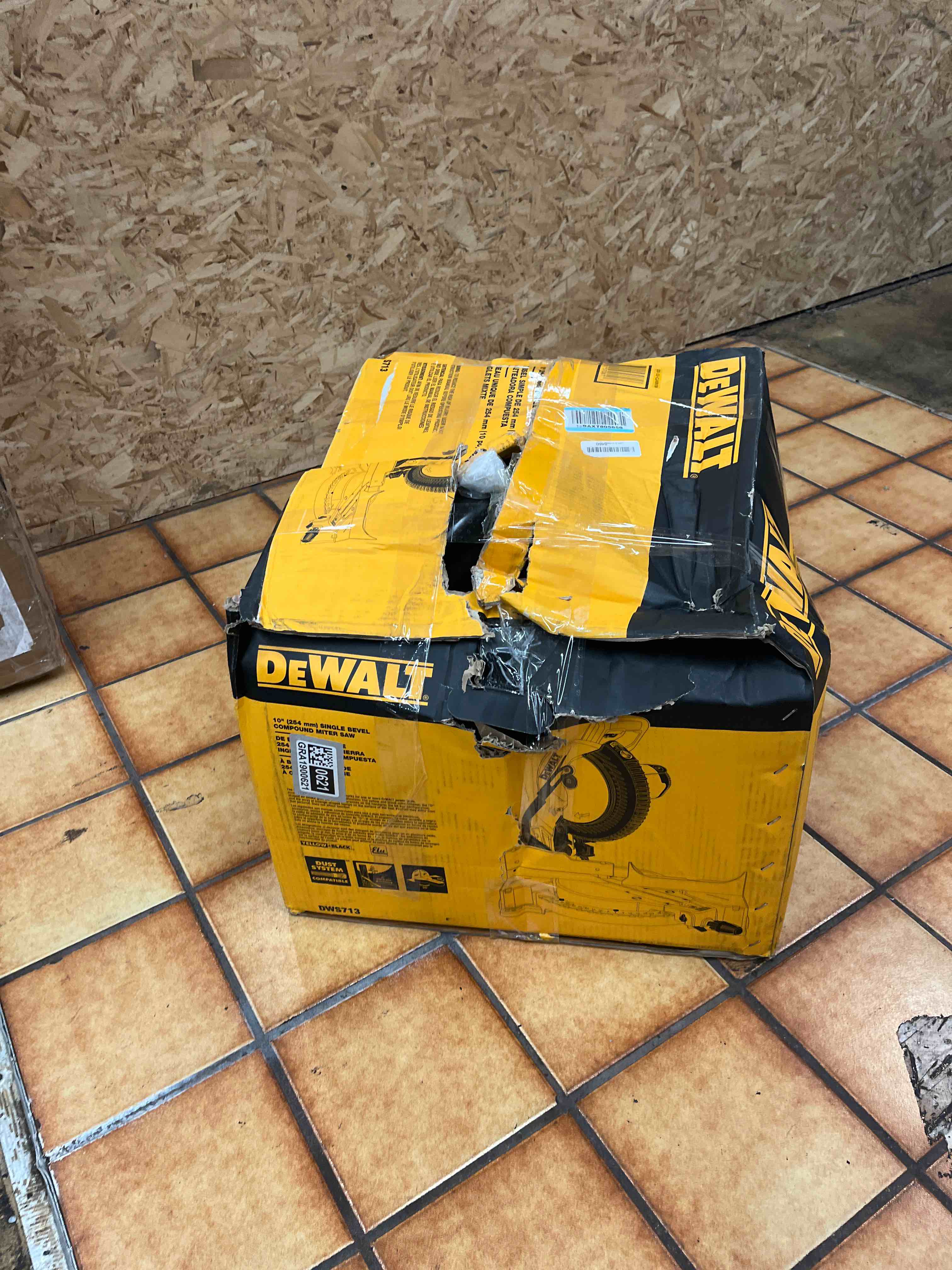 https://s3.amazonaws.com/lotting-images-prod/phillipi/GRA1900621_1752756606265.jpeg