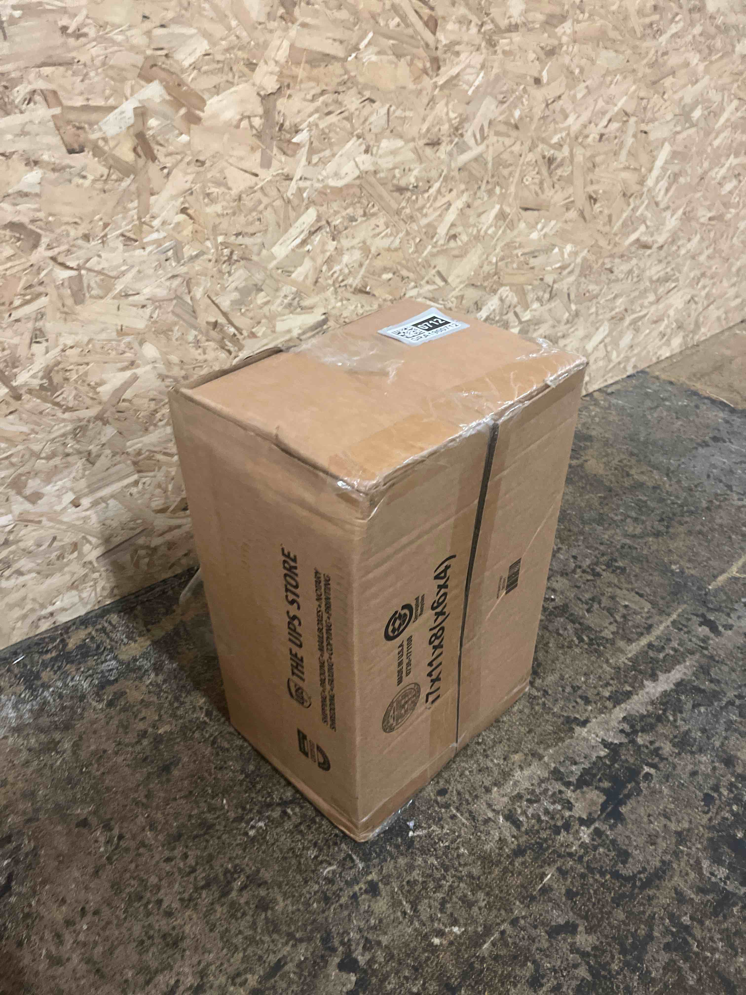 https://s3.amazonaws.com/lotting-images-prod/phillipi/GRA1900712_1752800110498.jpeg