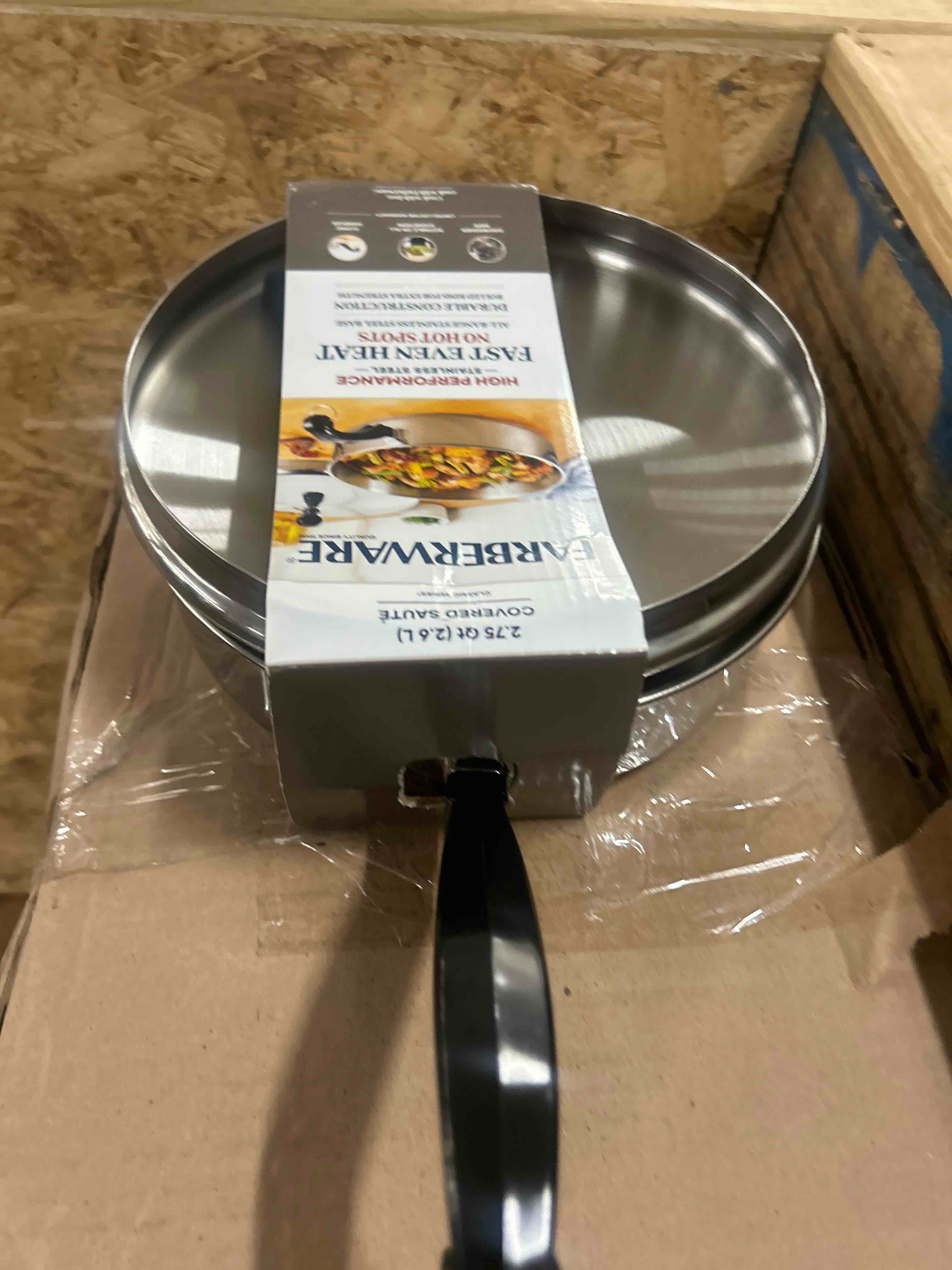 https://s3.amazonaws.com/lotting-images-prod/phillipi/GRA1900747_1752800693311.jpeg