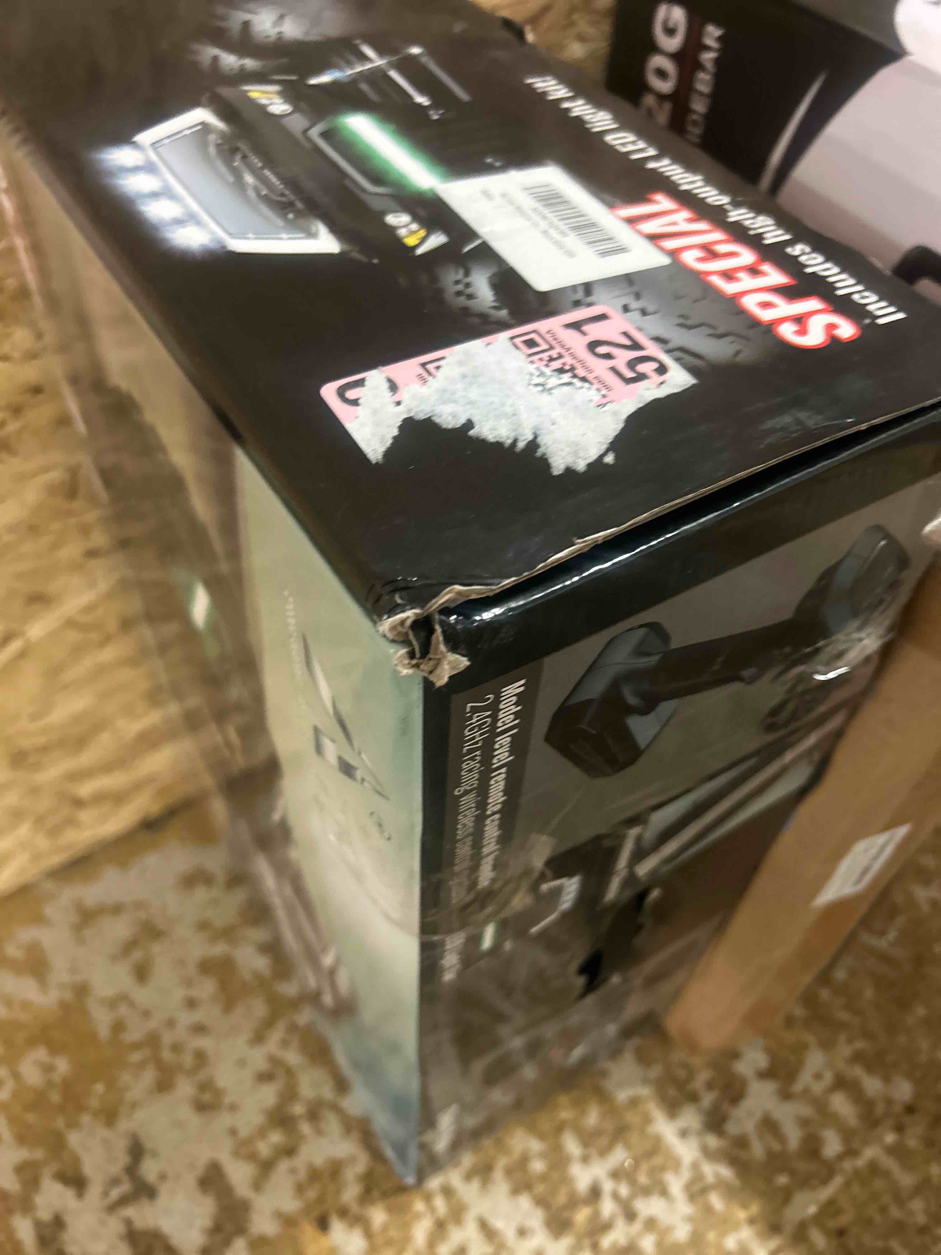 https://s3.amazonaws.com/lotting-images-prod/phillipi/GRA1900749_1752801055914.jpeg
