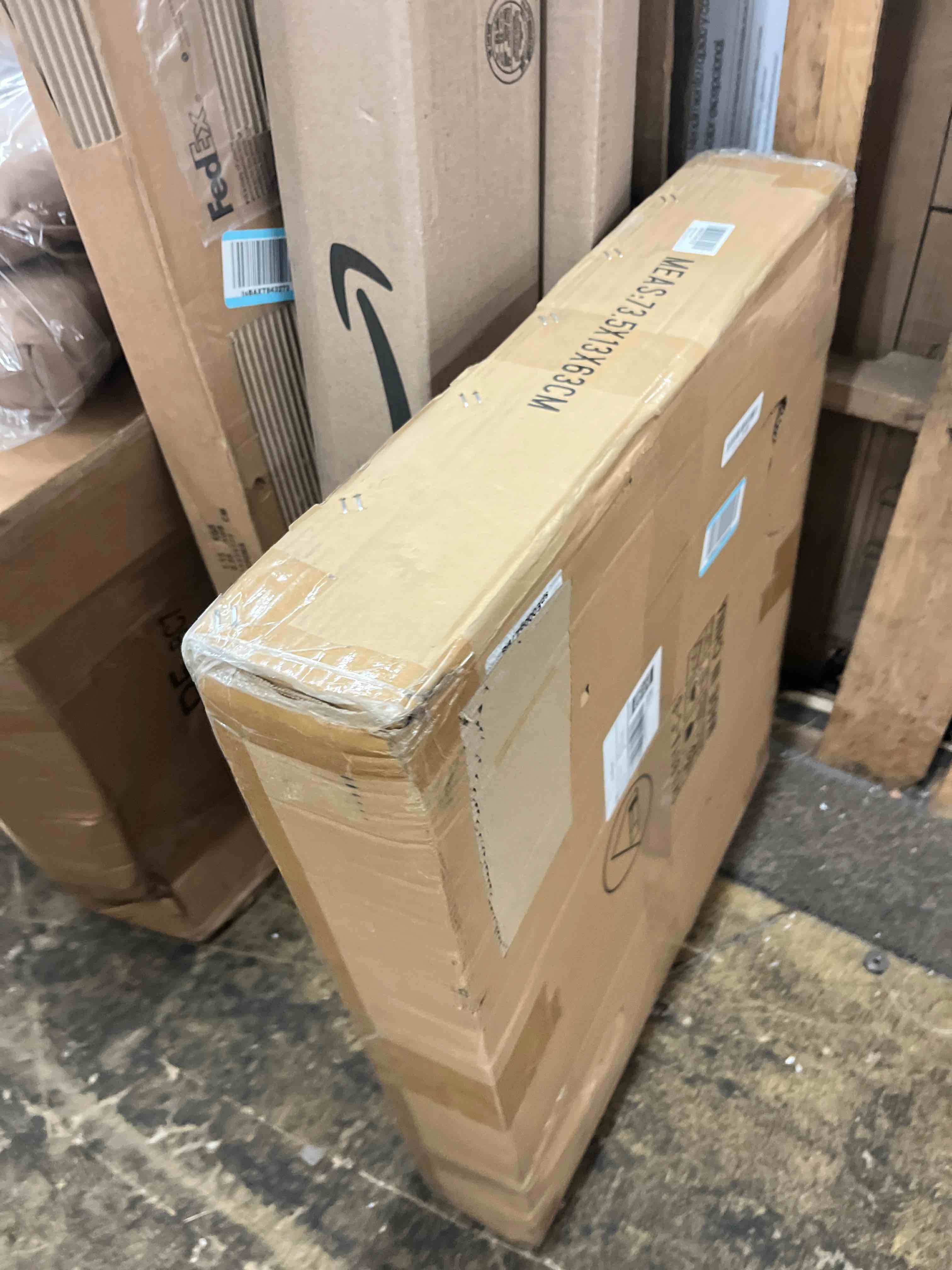 https://s3.amazonaws.com/lotting-images-prod/phillipi/GRA1900815_1753446113373.jpeg