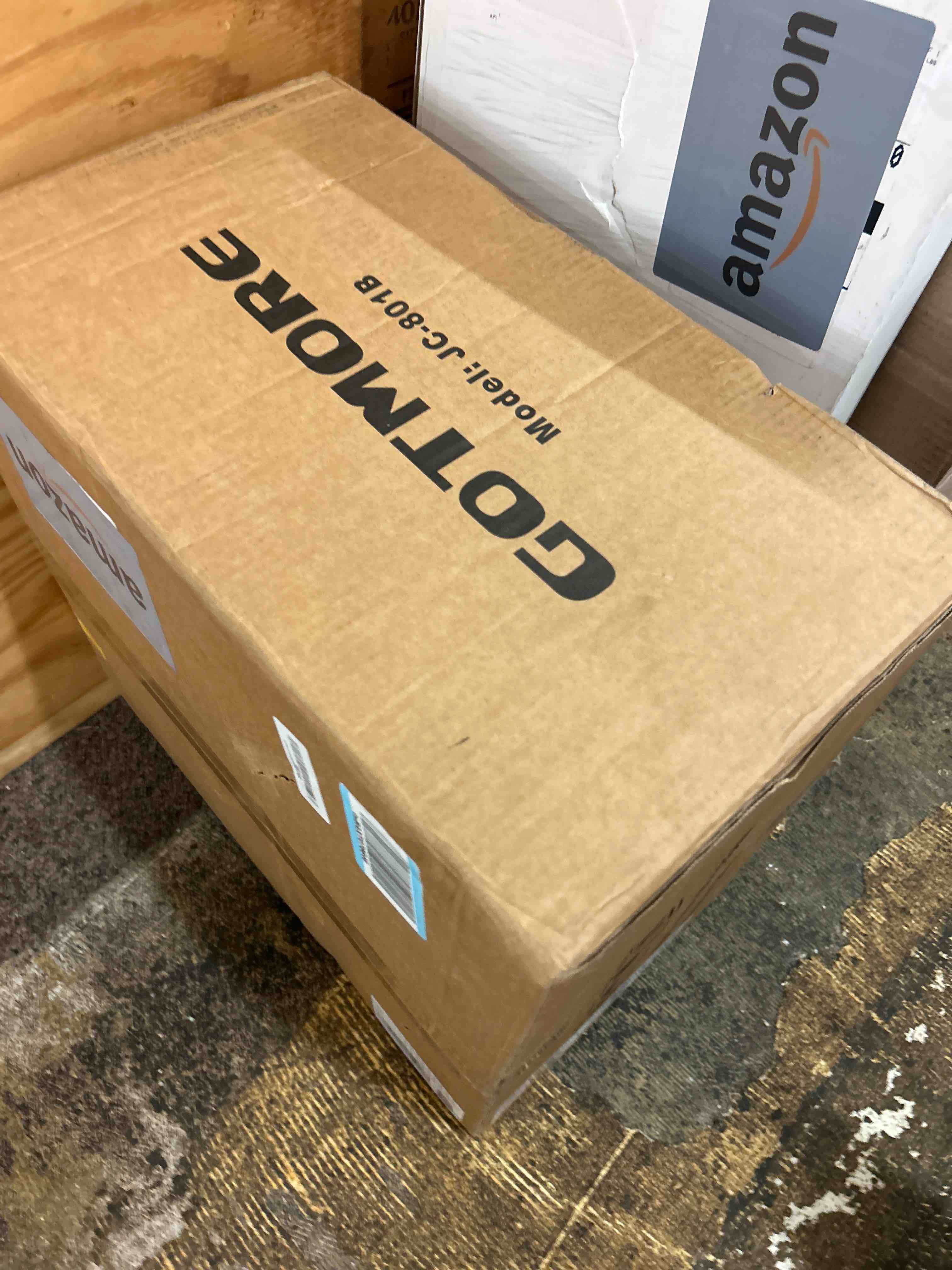 https://s3.amazonaws.com/lotting-images-prod/phillipi/GRA1900852_1753444376906.jpeg