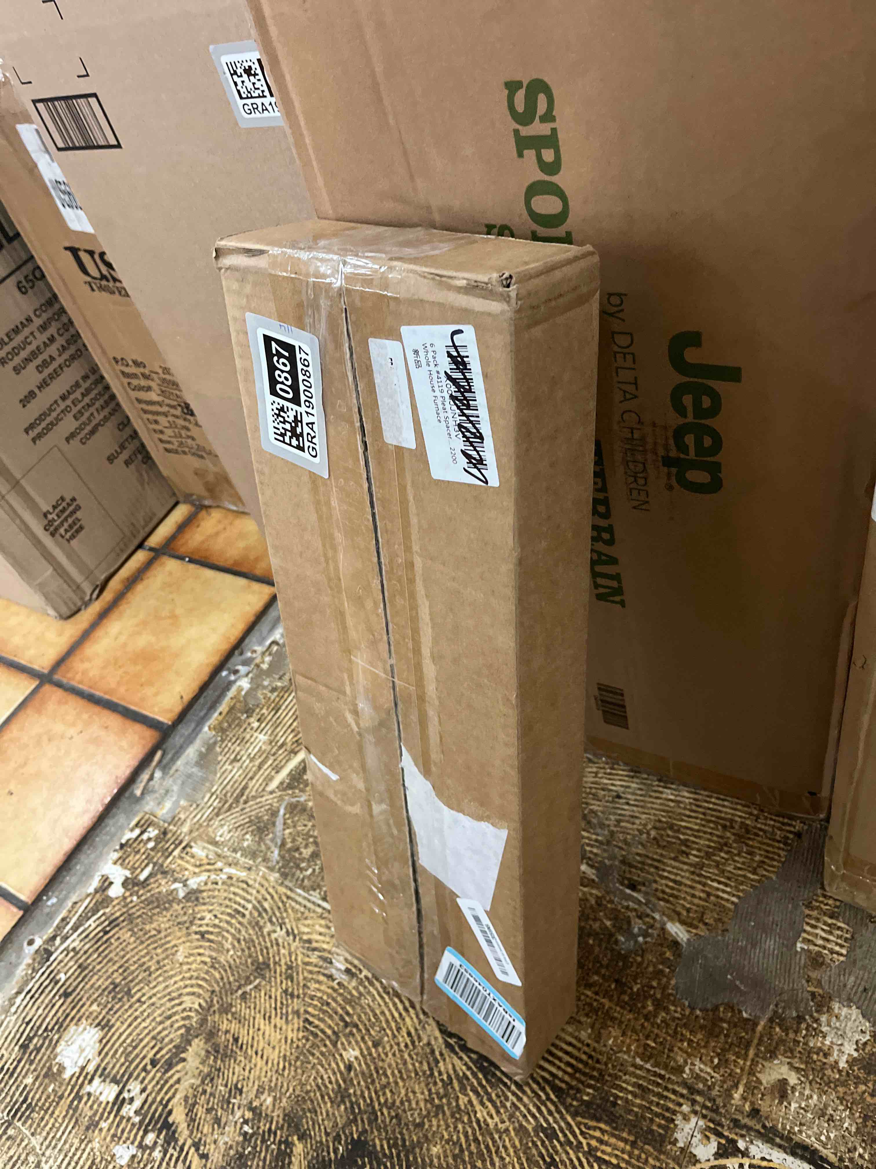 https://s3.amazonaws.com/lotting-images-prod/phillipi/GRA1900867_1753446388398.jpeg
