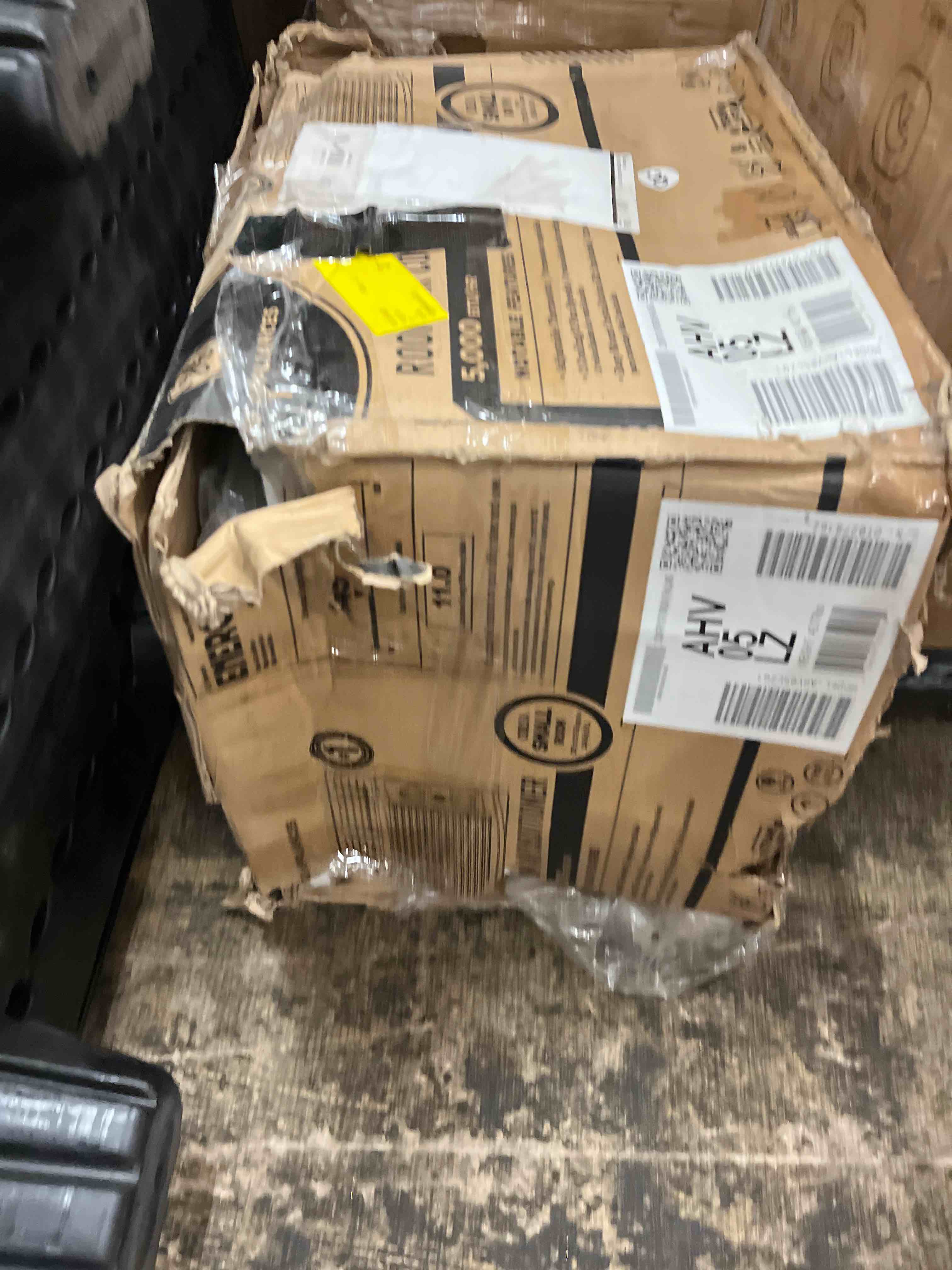 https://s3.amazonaws.com/lotting-images-prod/phillipi/GRA1900907_1753442393955.jpeg