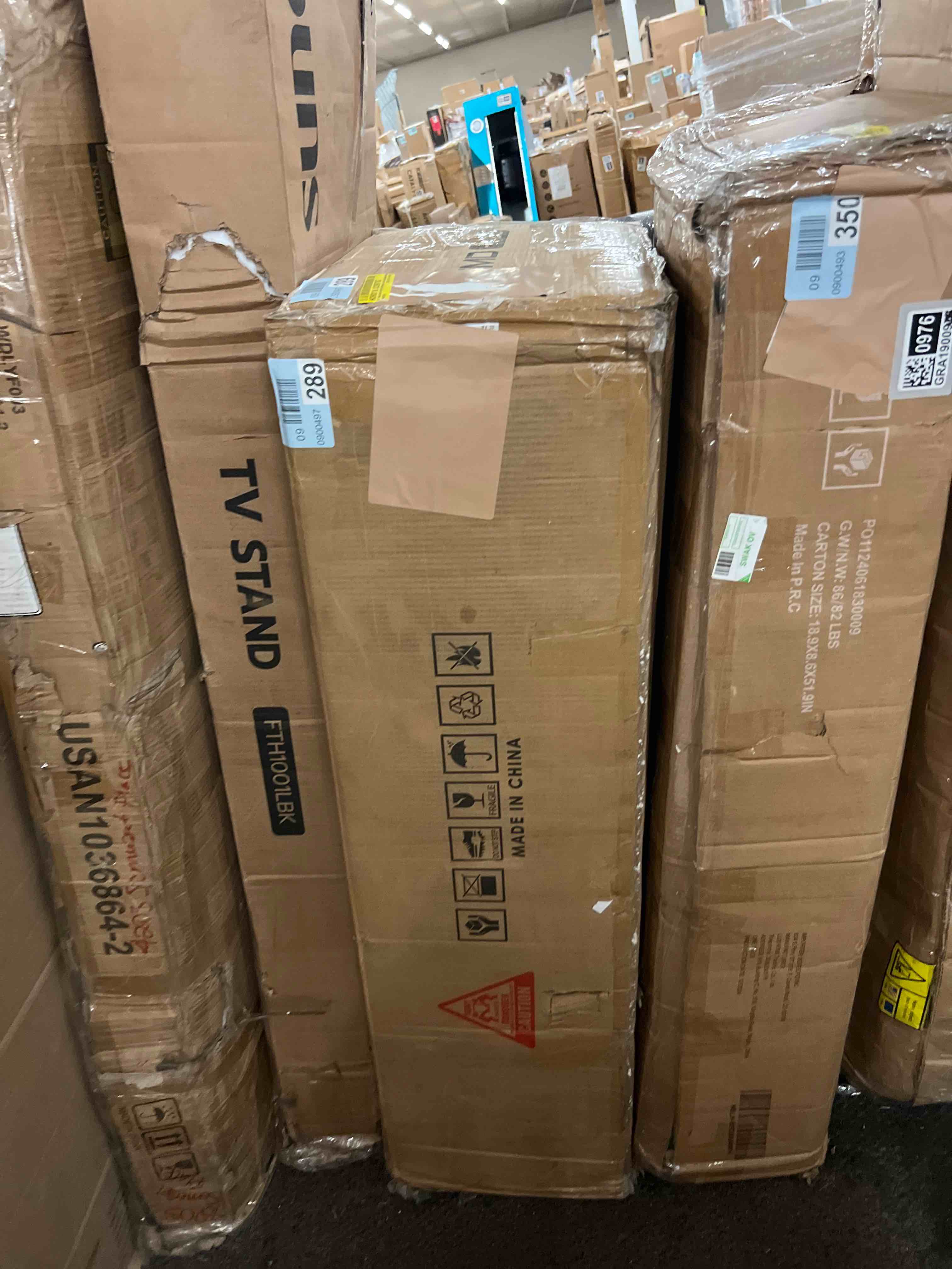 https://s3.amazonaws.com/lotting-images-prod/phillipi/GRA1900975_1754624117194.jpeg