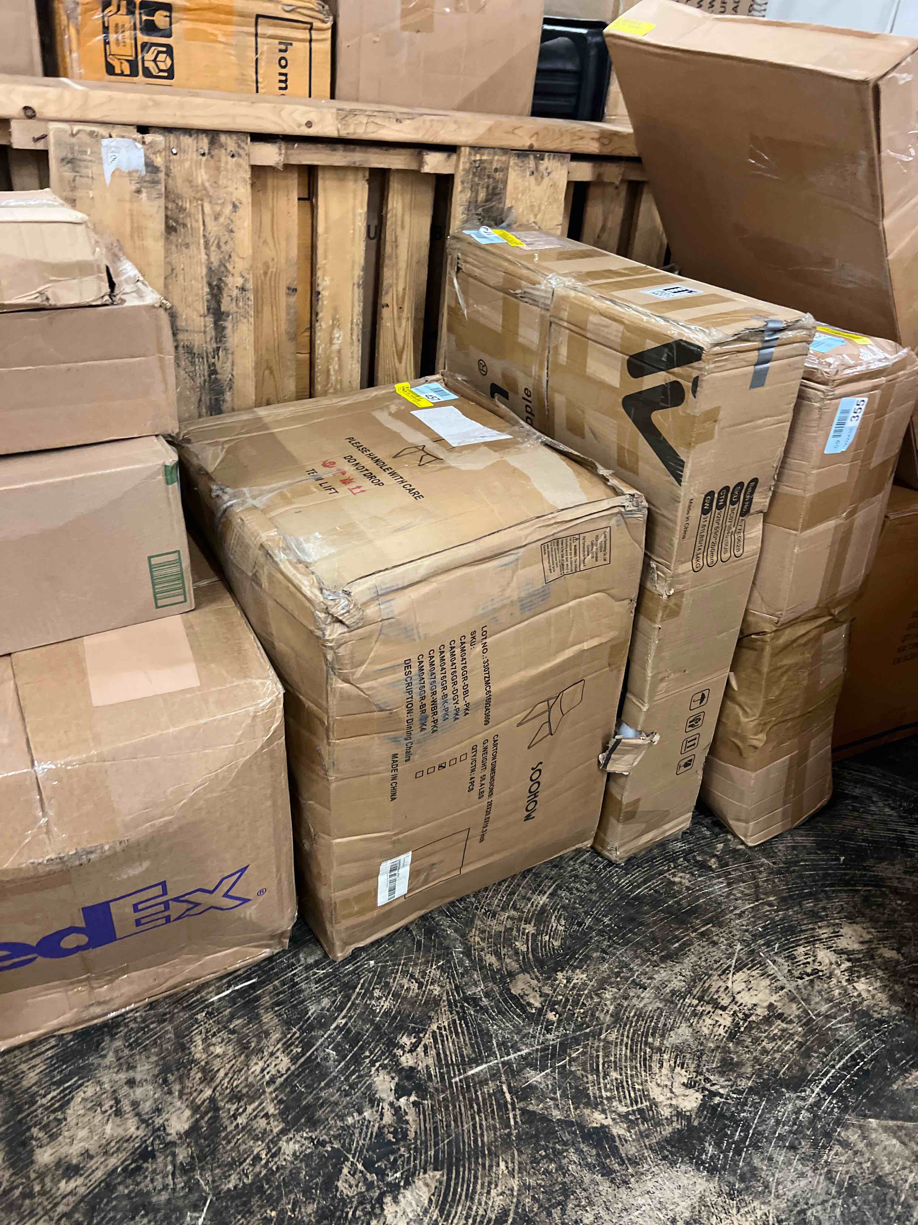 https://s3.amazonaws.com/lotting-images-prod/phillipi/GRA1900998_1754673846573.jpeg