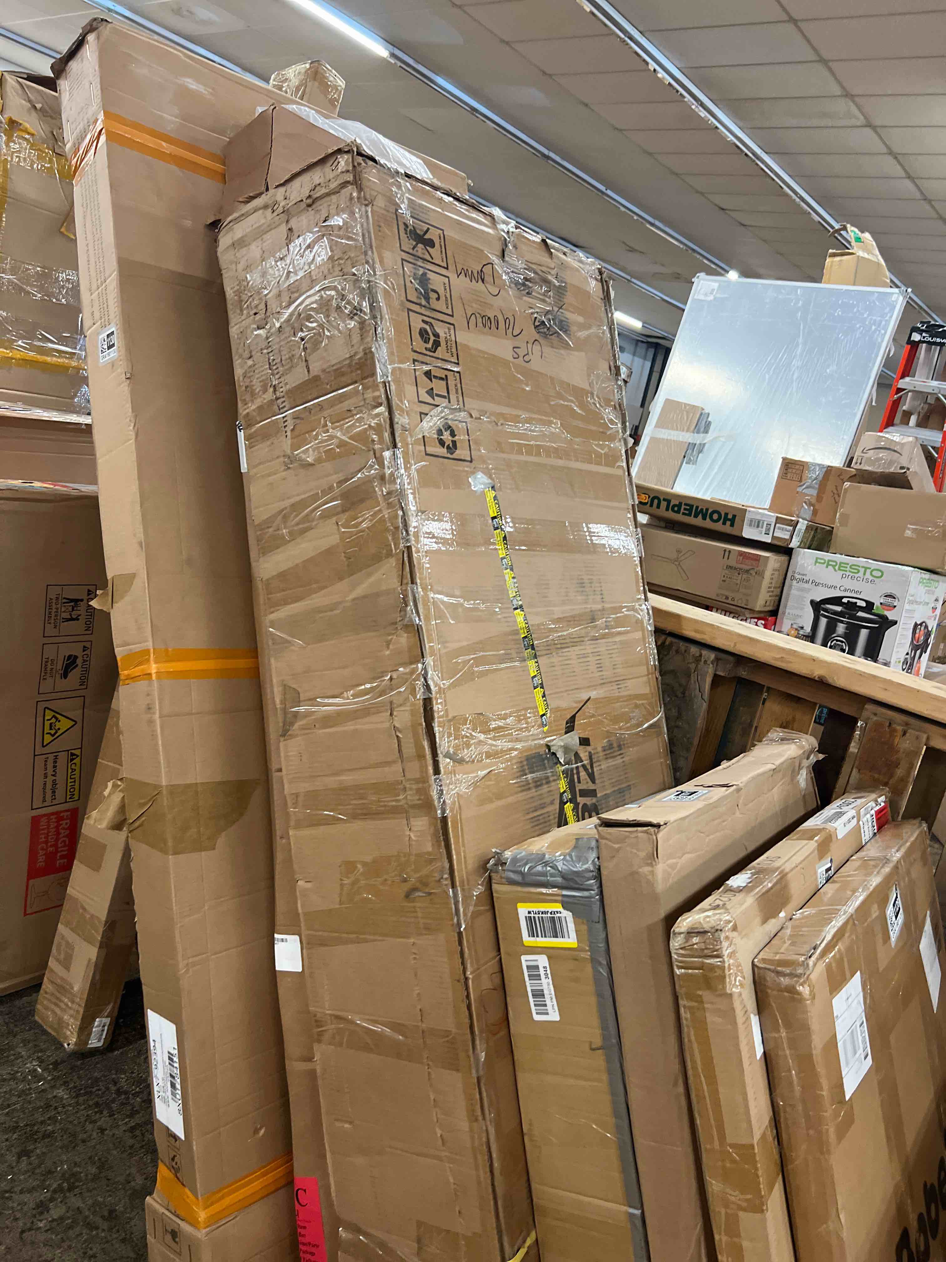 https://s3.amazonaws.com/lotting-images-prod/phillipi/GRA1901114_1755187469513.jpeg