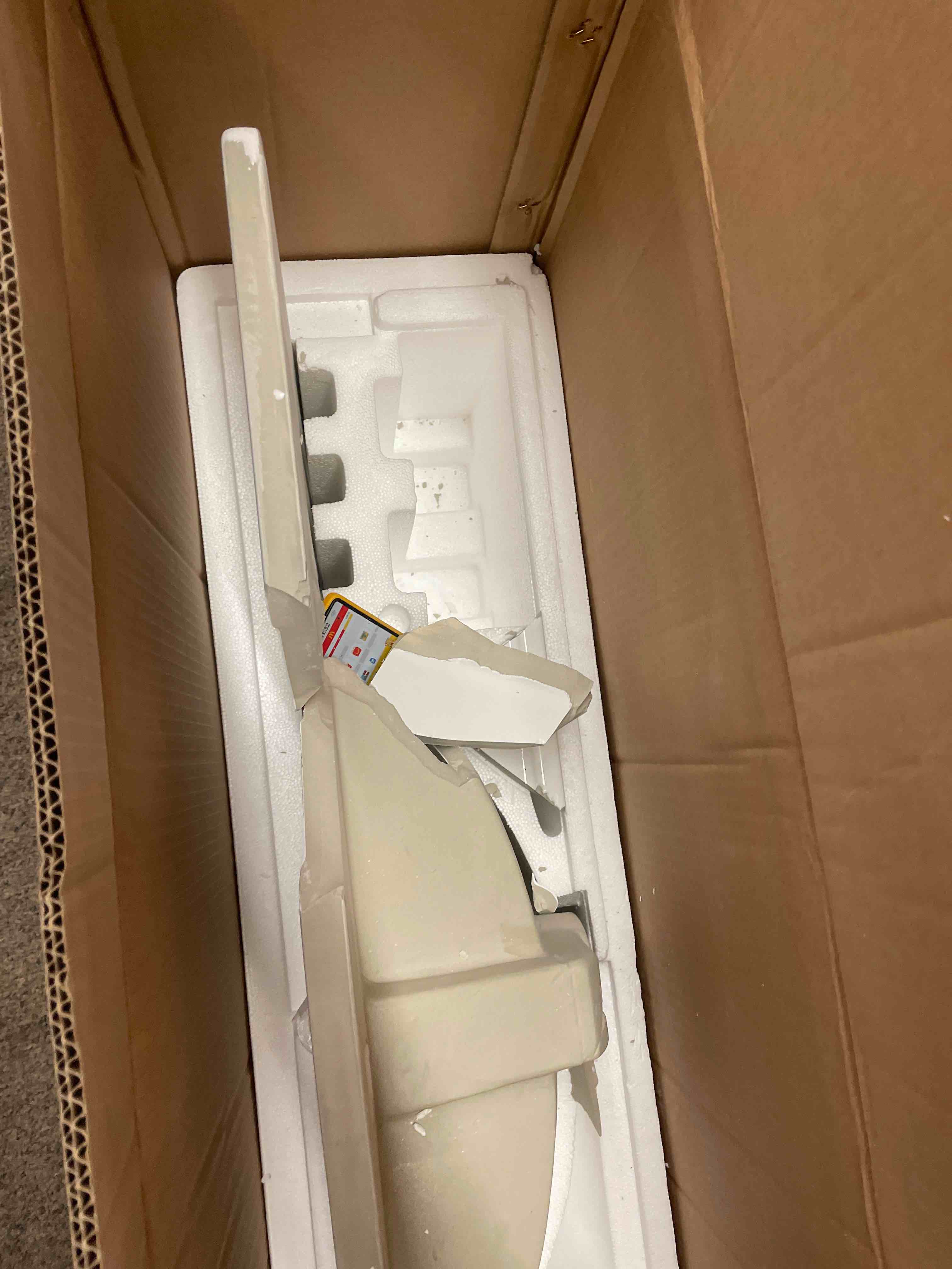 https://s3.amazonaws.com/lotting-images-prod/phillipi/GRA1901125_1756916965027.jpeg