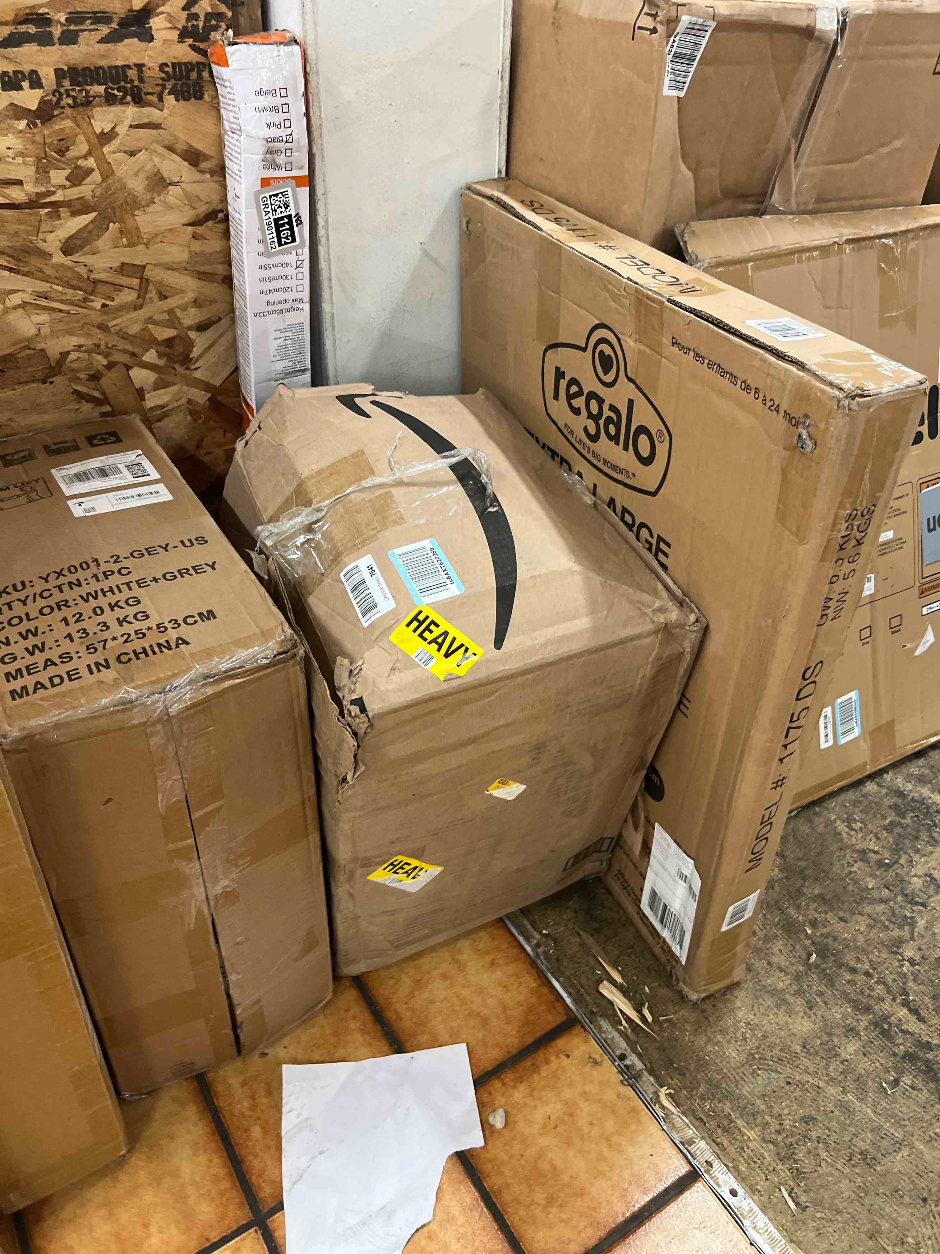 https://s3.amazonaws.com/lotting-images-prod/phillipi/GRA1901163_1755194474500.jpeg