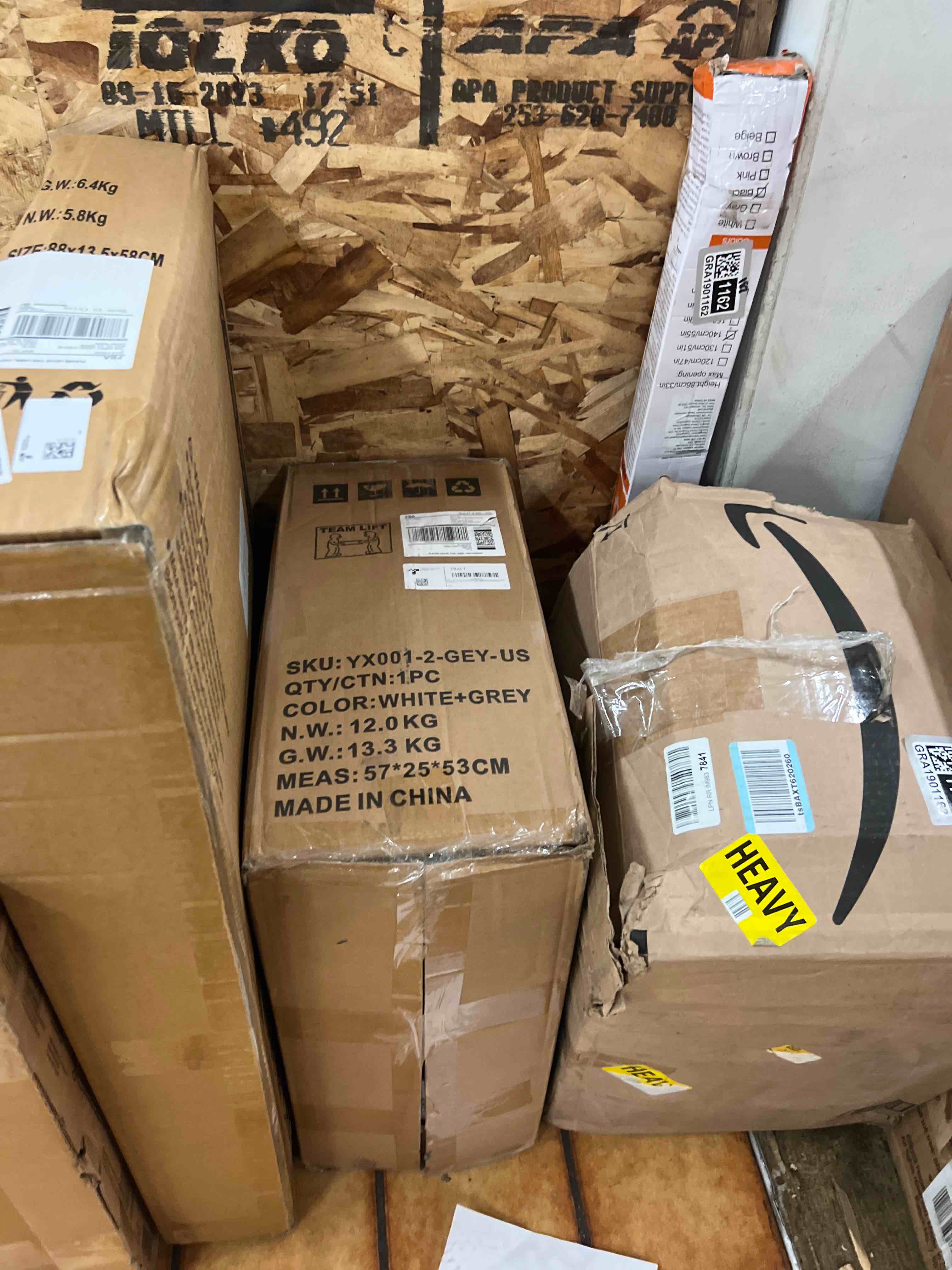 https://s3.amazonaws.com/lotting-images-prod/phillipi/GRA1901168_1755194718478.jpeg